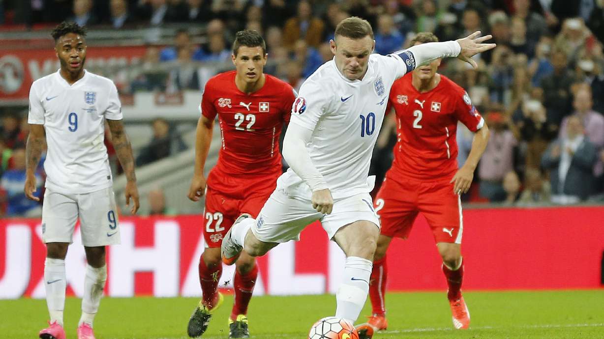 De Gea in spotlight as Man United faces Liverpool