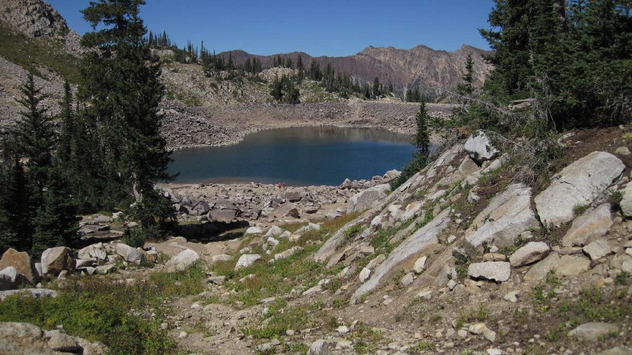 White Pine Trail leads to glacially-formed rocks, beautiful lake