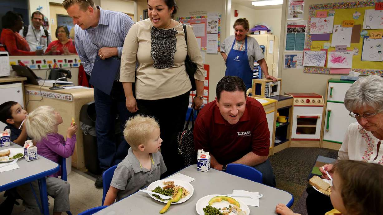 State lawmakers tour homeless services, view issues firsthand