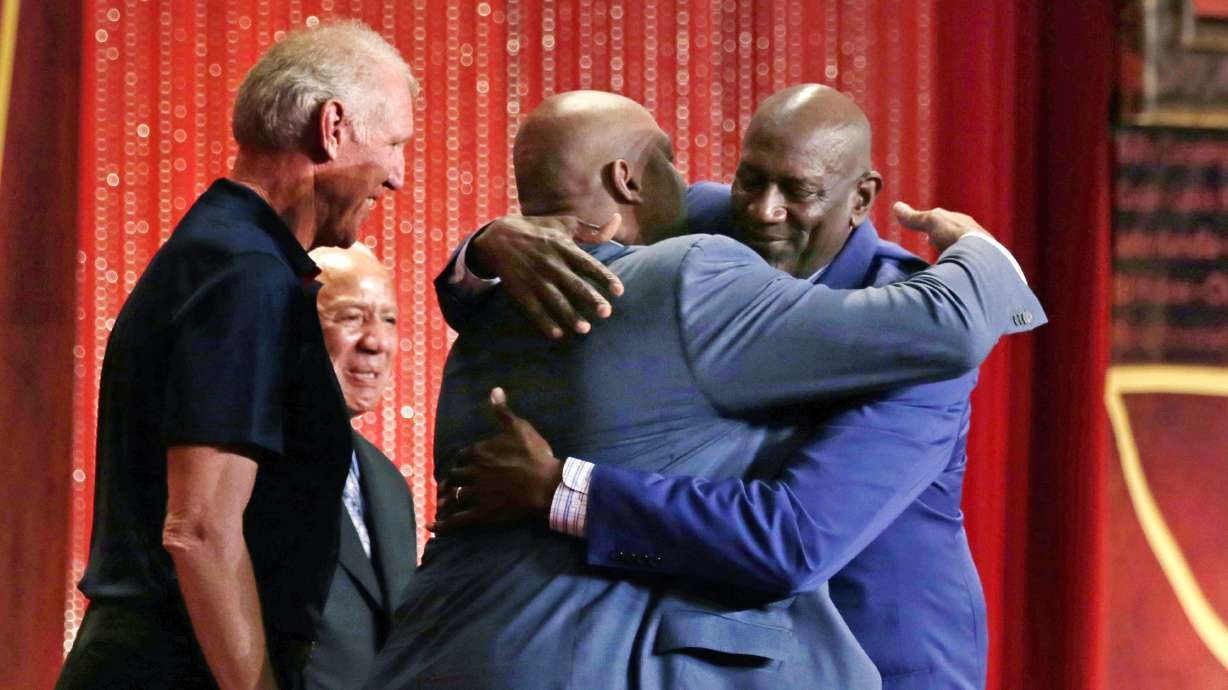Basketball Hall of Fame welcomes class of 11