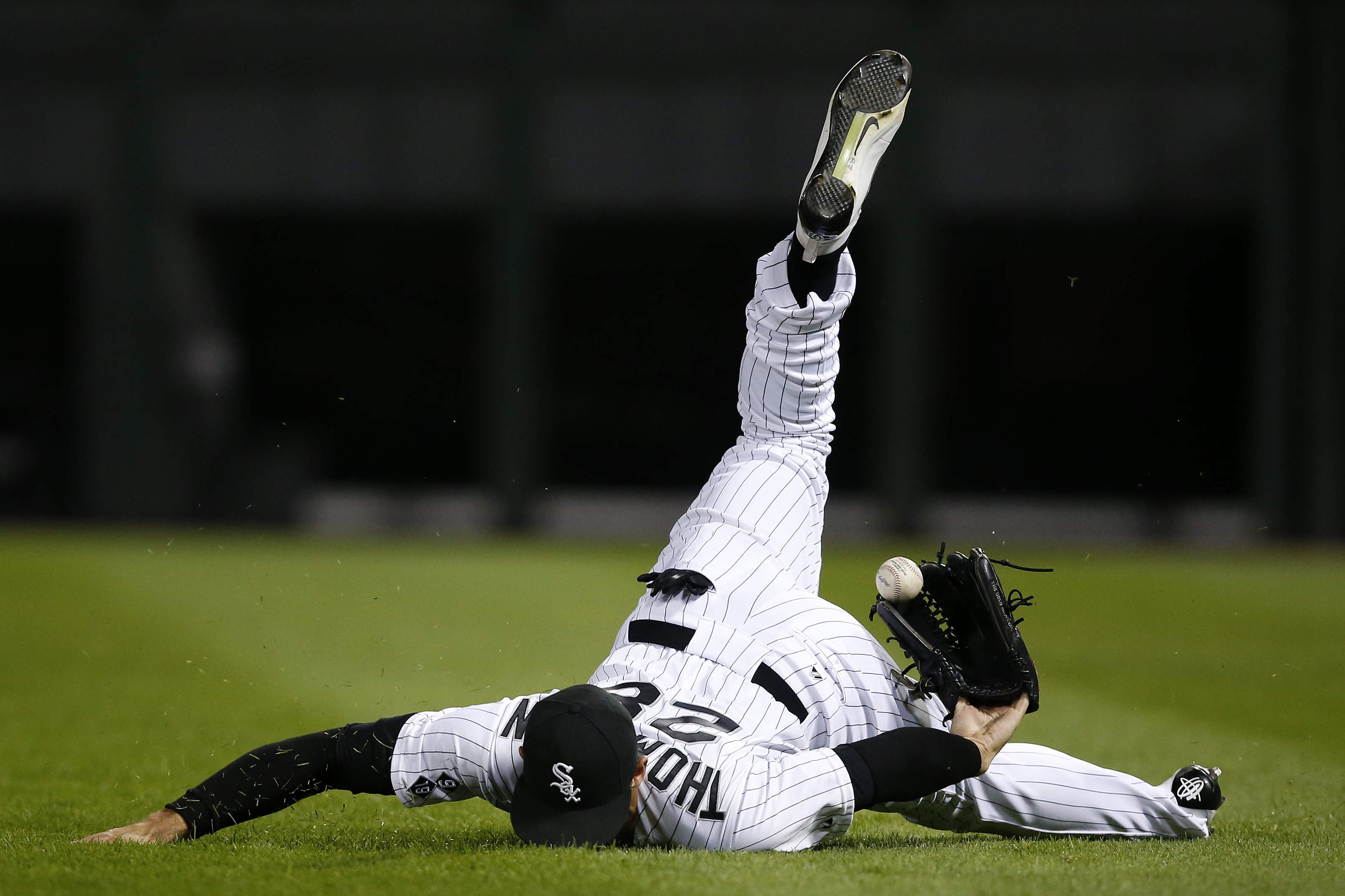 Cabrera, White Sox outlast Oakland