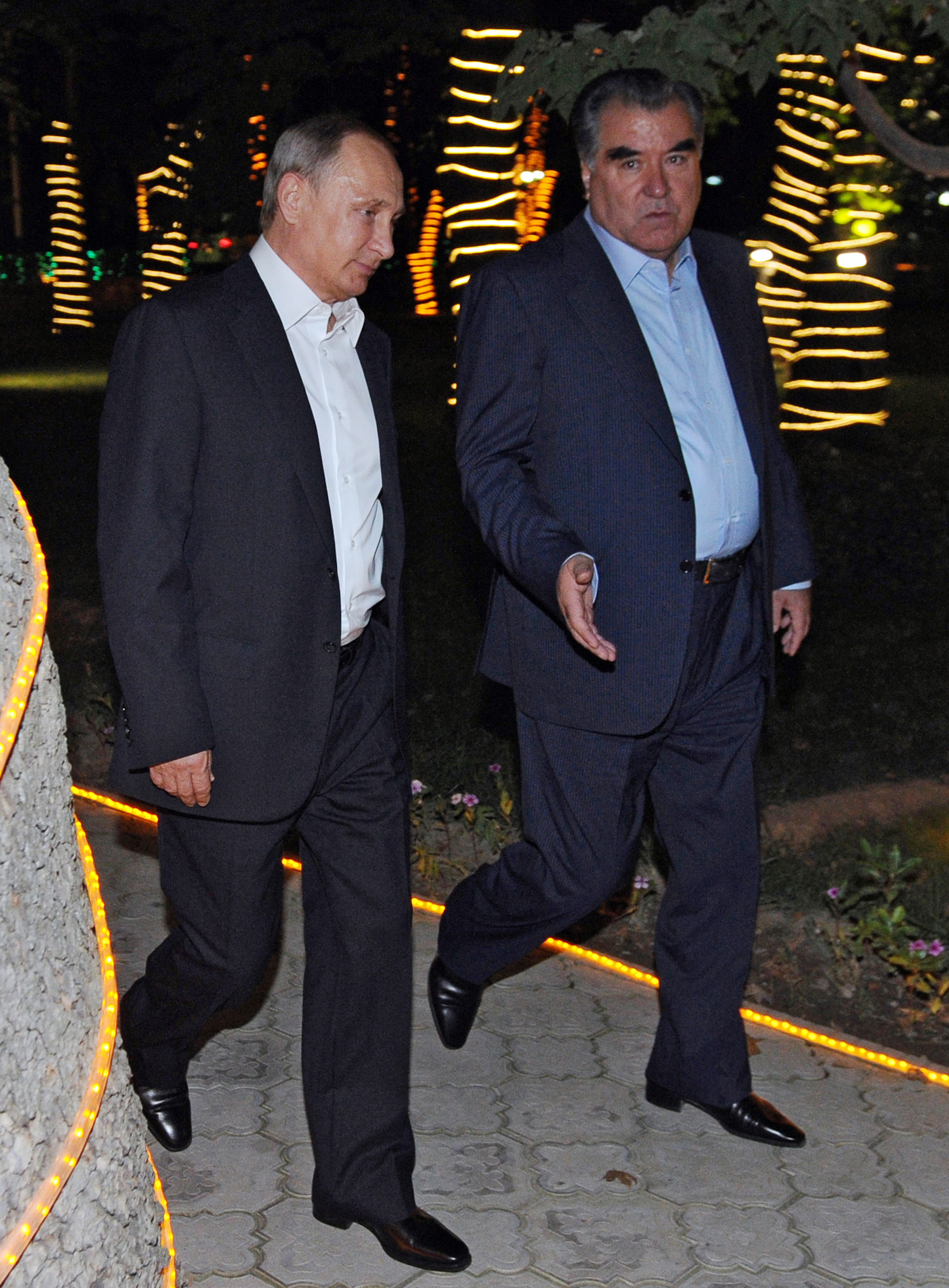 Putin defends Russia's military assistance to Syrian regime