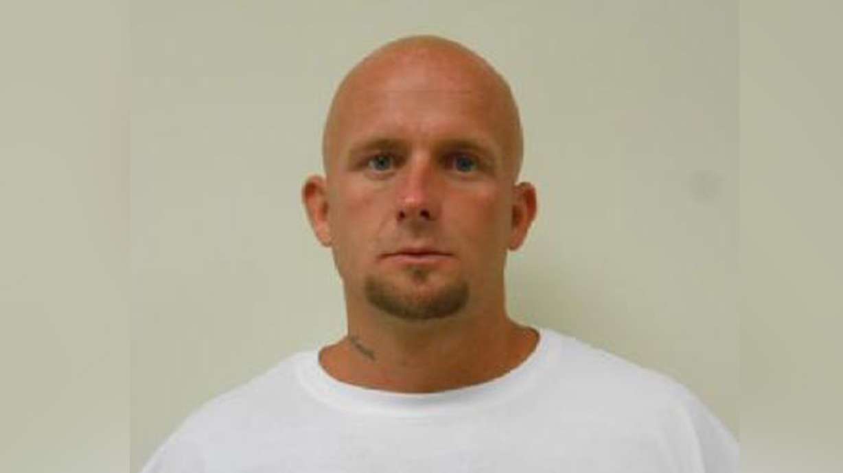 Police identify victim stabbed to death in Sunset