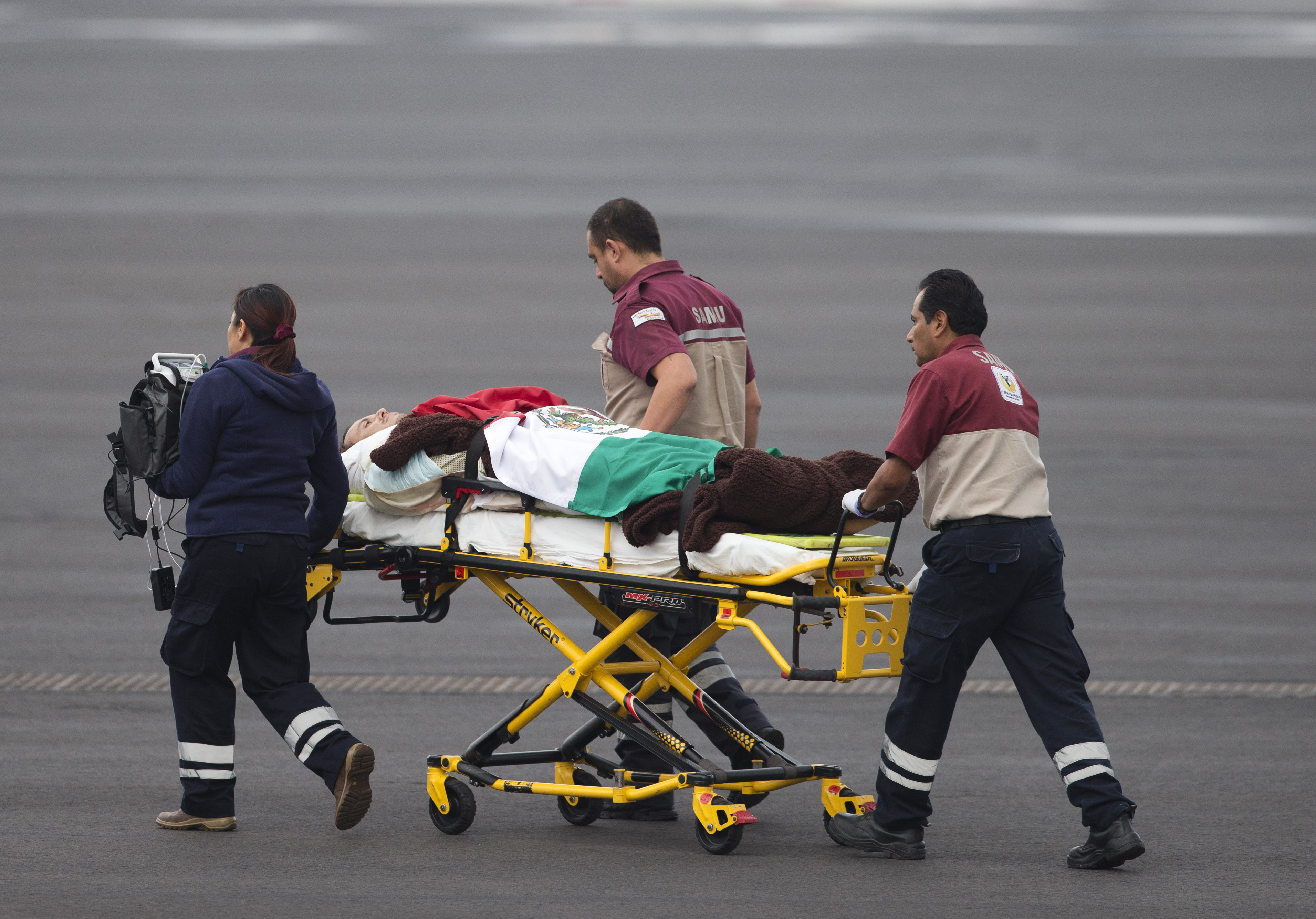 6 tourists injured in attack arrive in Mexico from Egypt