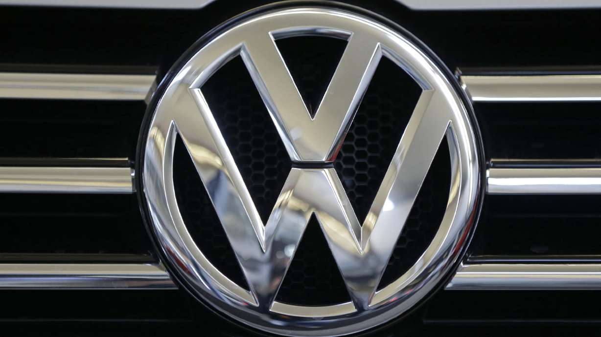 EPA says VW intentionally violates clean air standards