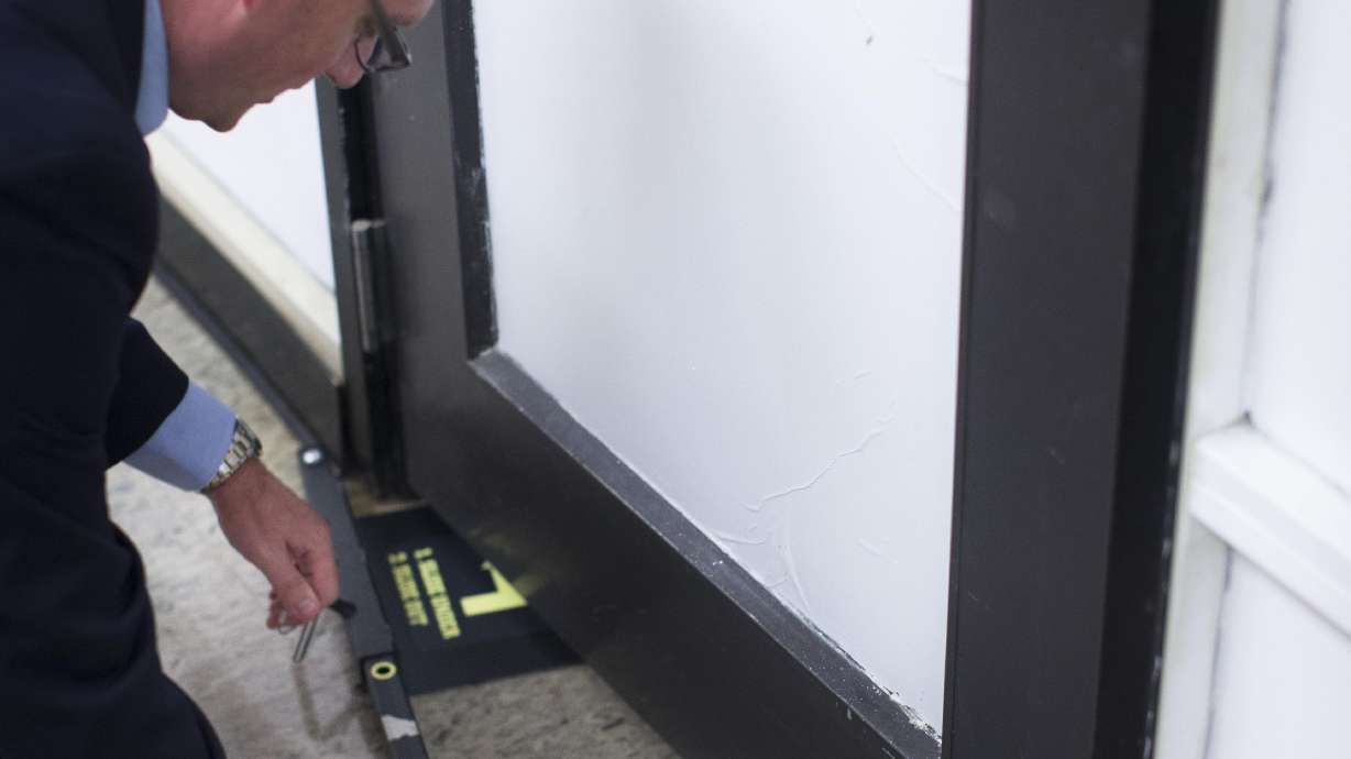 Safety experts question classroom barricade devices