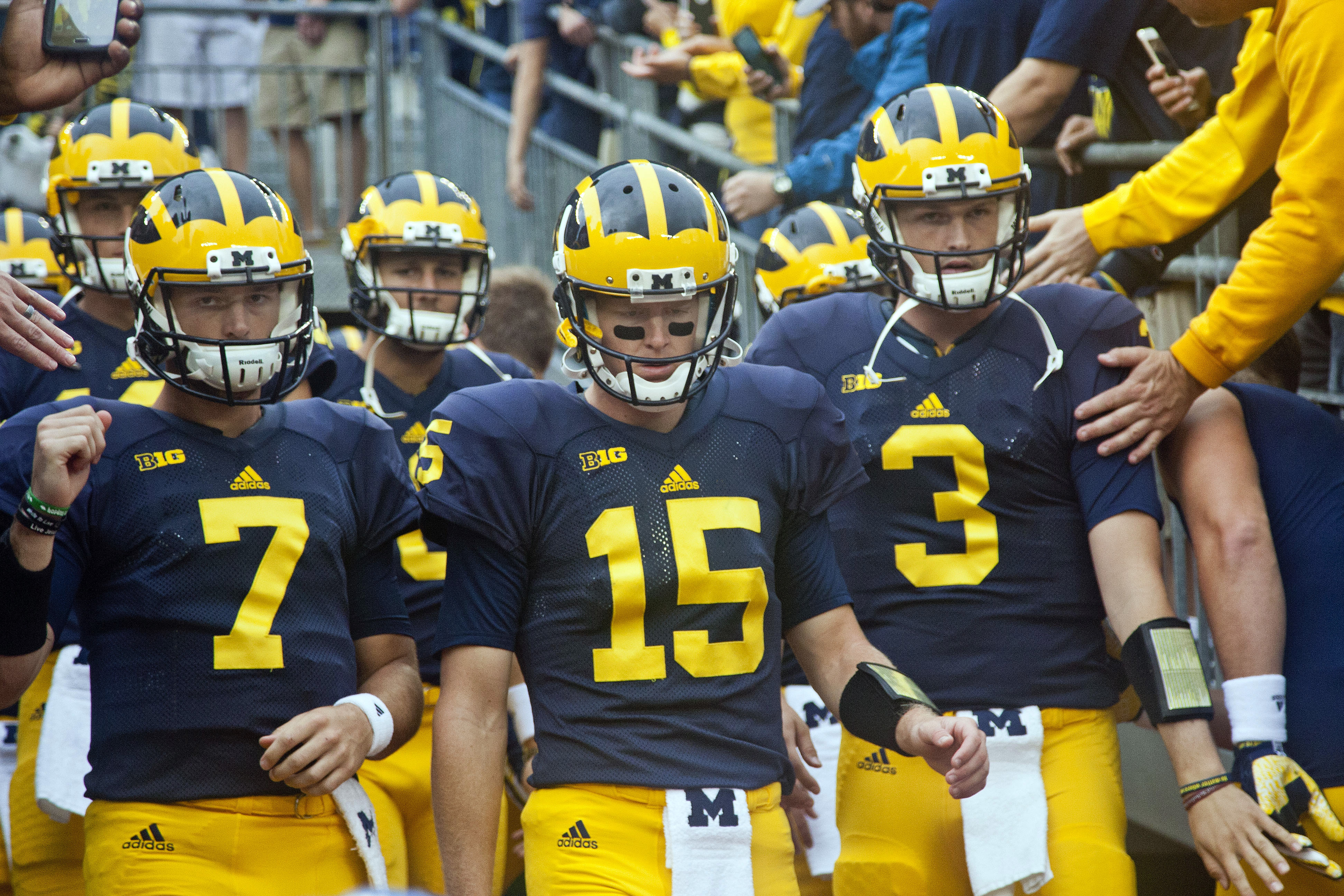 Michigan beats UNLV 28-7; 2nd straight win under Harbaugh