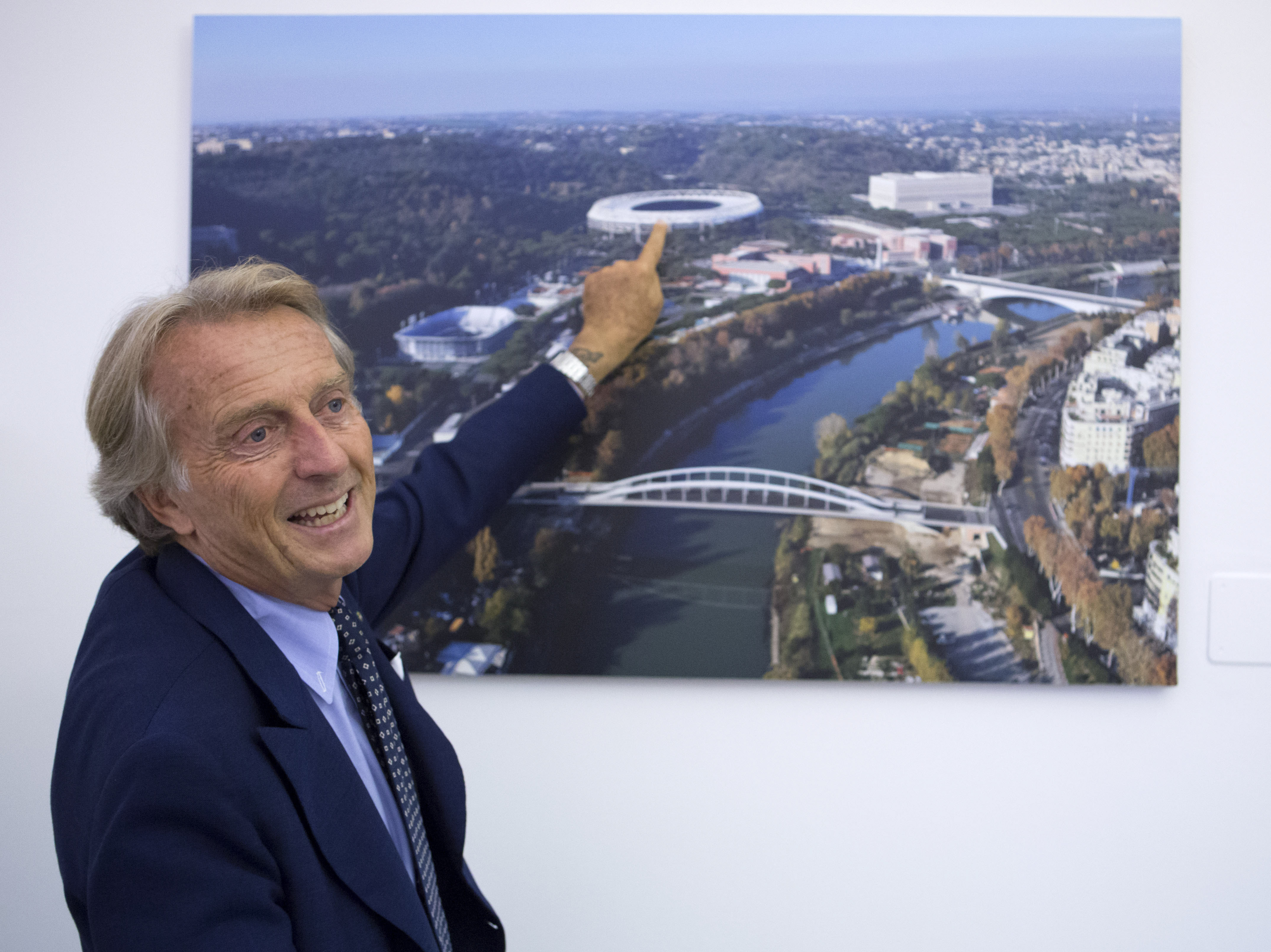 AP Interview: Vatican, Colosseum to feature in Rome 2024 bid