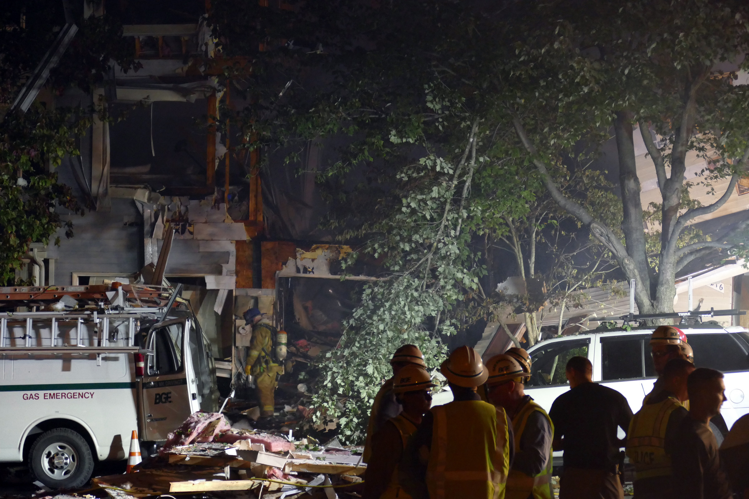 Fire officials: 6 homes uninhabitable after explosion, blaze