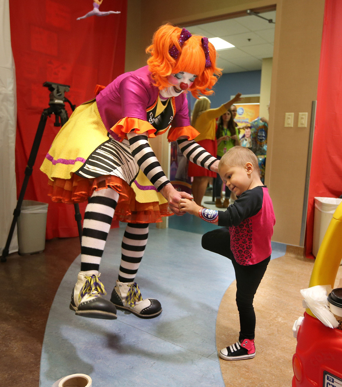 Circus visit brings joy to young hospital patients