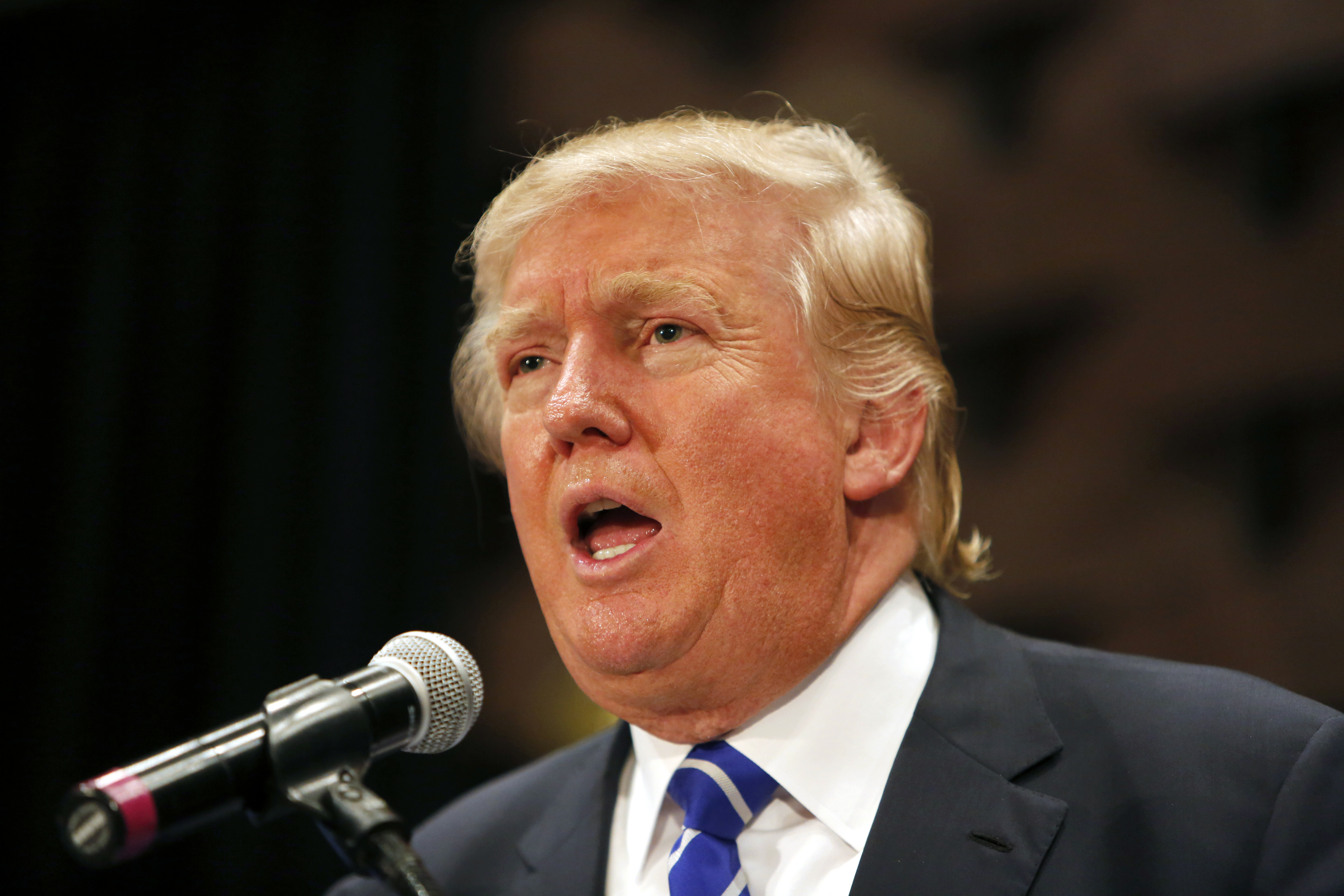 'I believe in the Bible': Trump courts Christian right