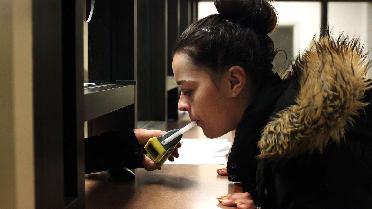 States monitor alcohol offenders with twice-daily tests