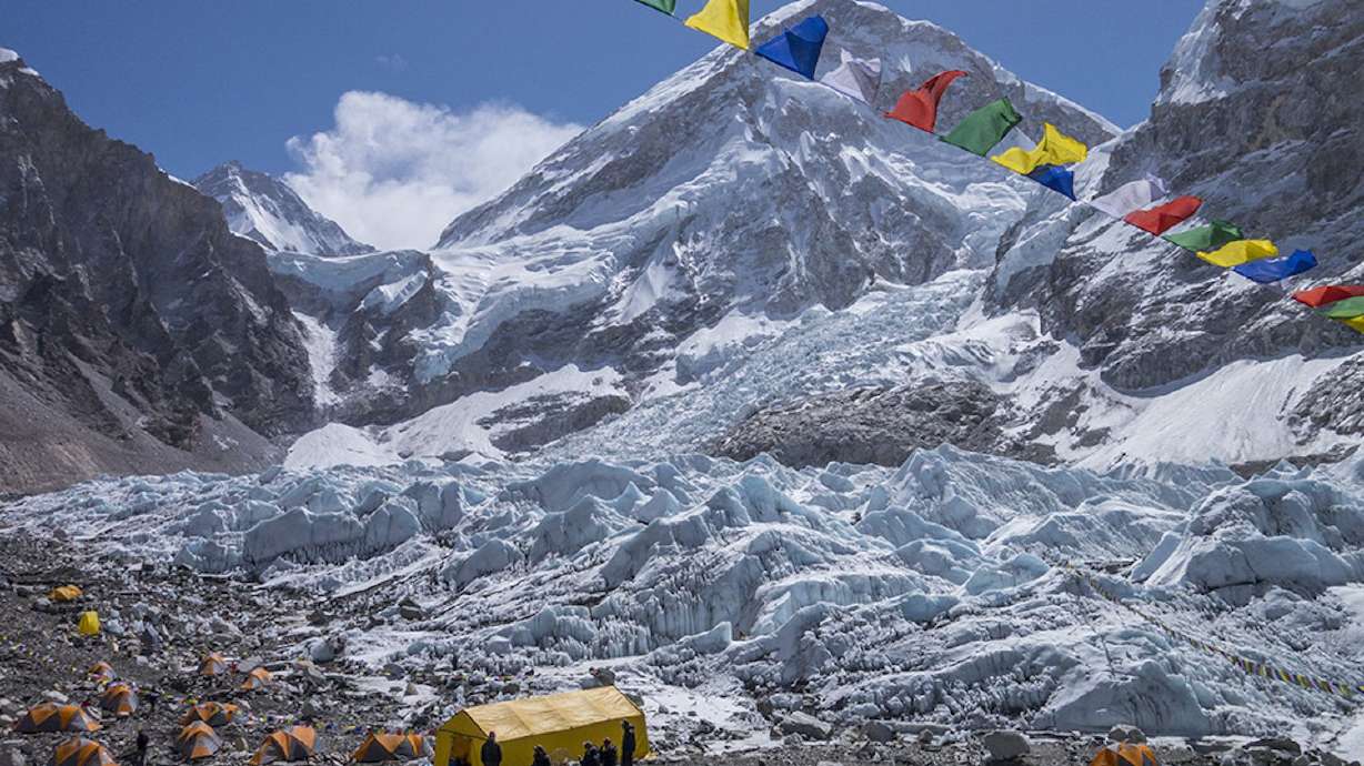What happens to your body on Mount Everest