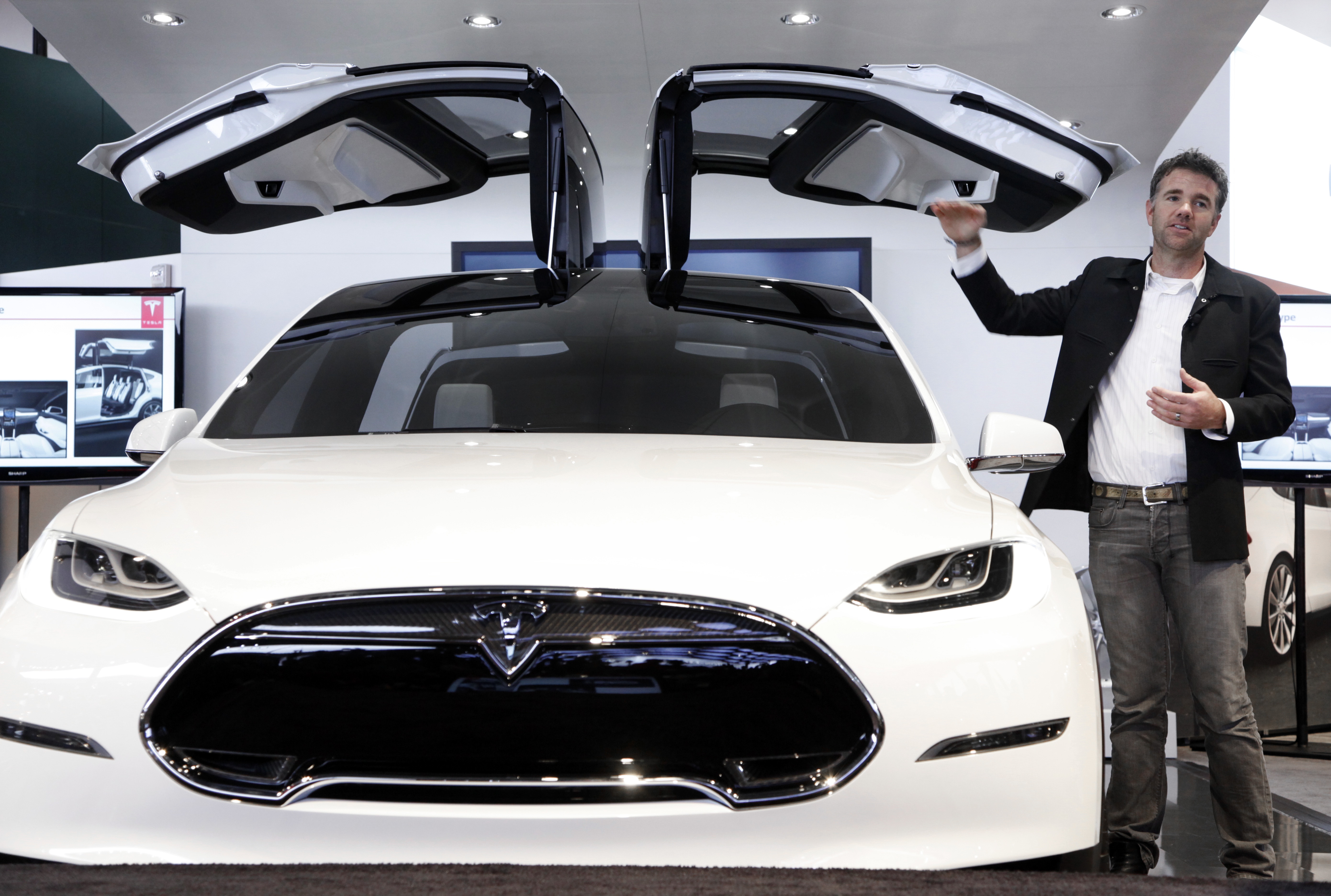 Tesla's first SUV, the Model X, is finally hitting the road