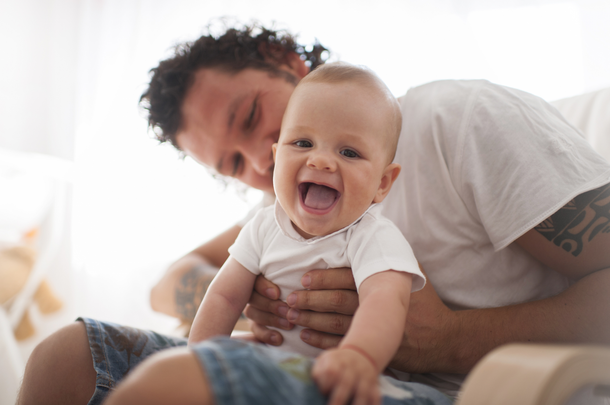 Partners can help one another cope with postpartum depression by doing simple things like giving one spouse time alone to recover, go to doctor appointments or care for themselves. (Photo: sergiu.birca/Shutterstock)