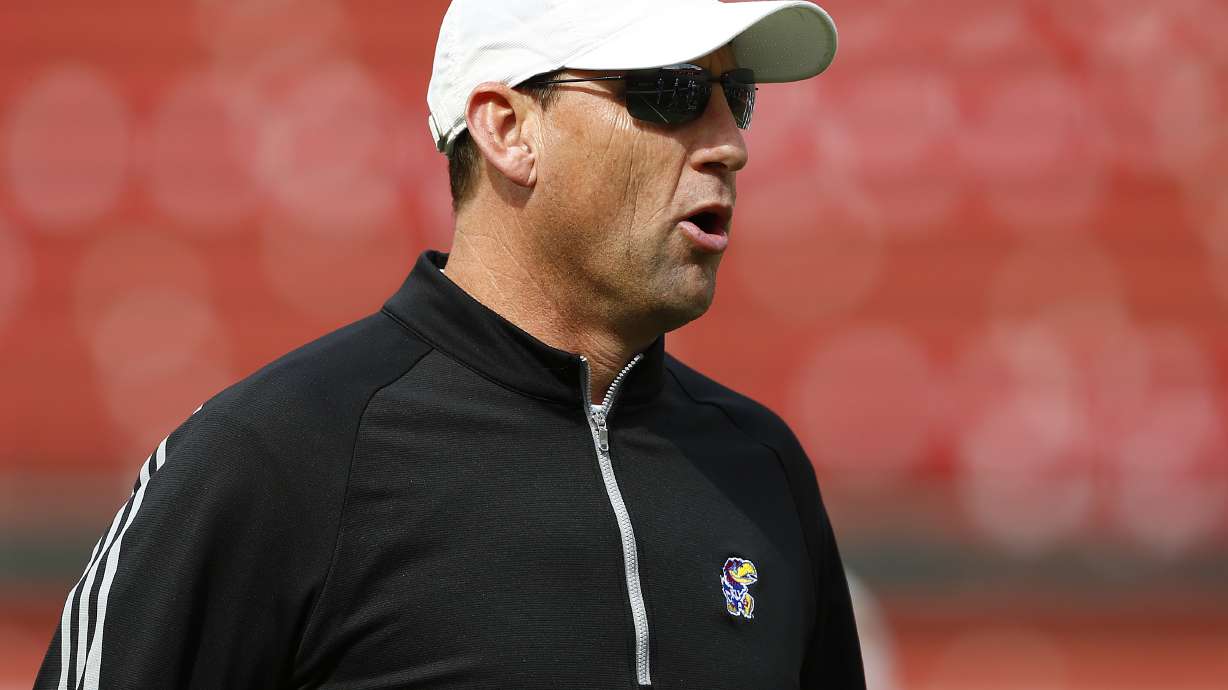 Kansas-Iowa State game no laugher for Rhoads, Beaty