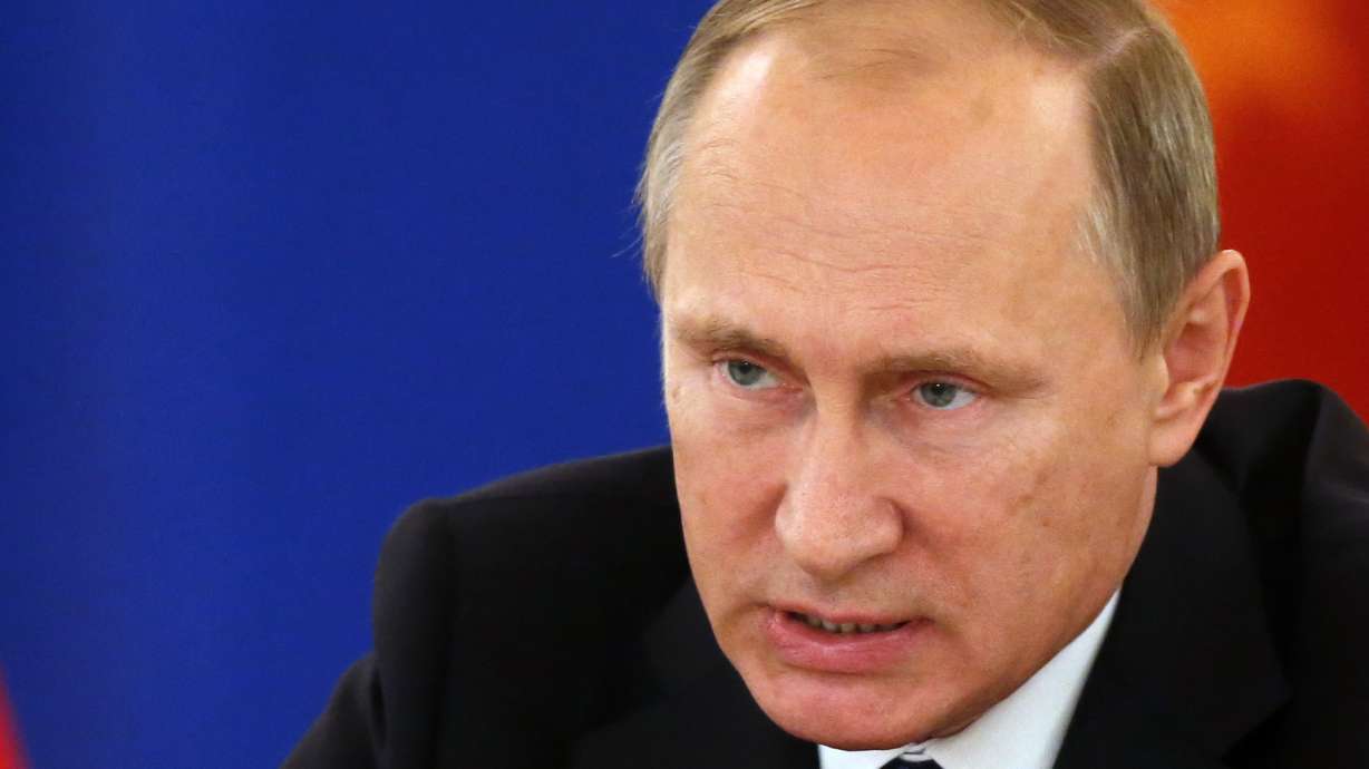 Obama says Putin wrong on Syria but no 'proxy war'