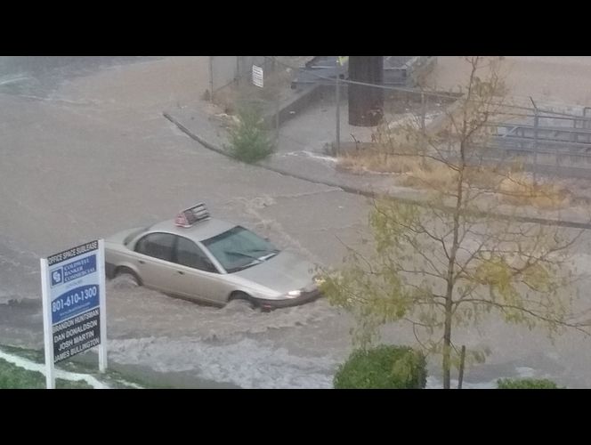 Fuertes lluvias causan inundaciones y cortes de electricidad en diferentes parte de UT