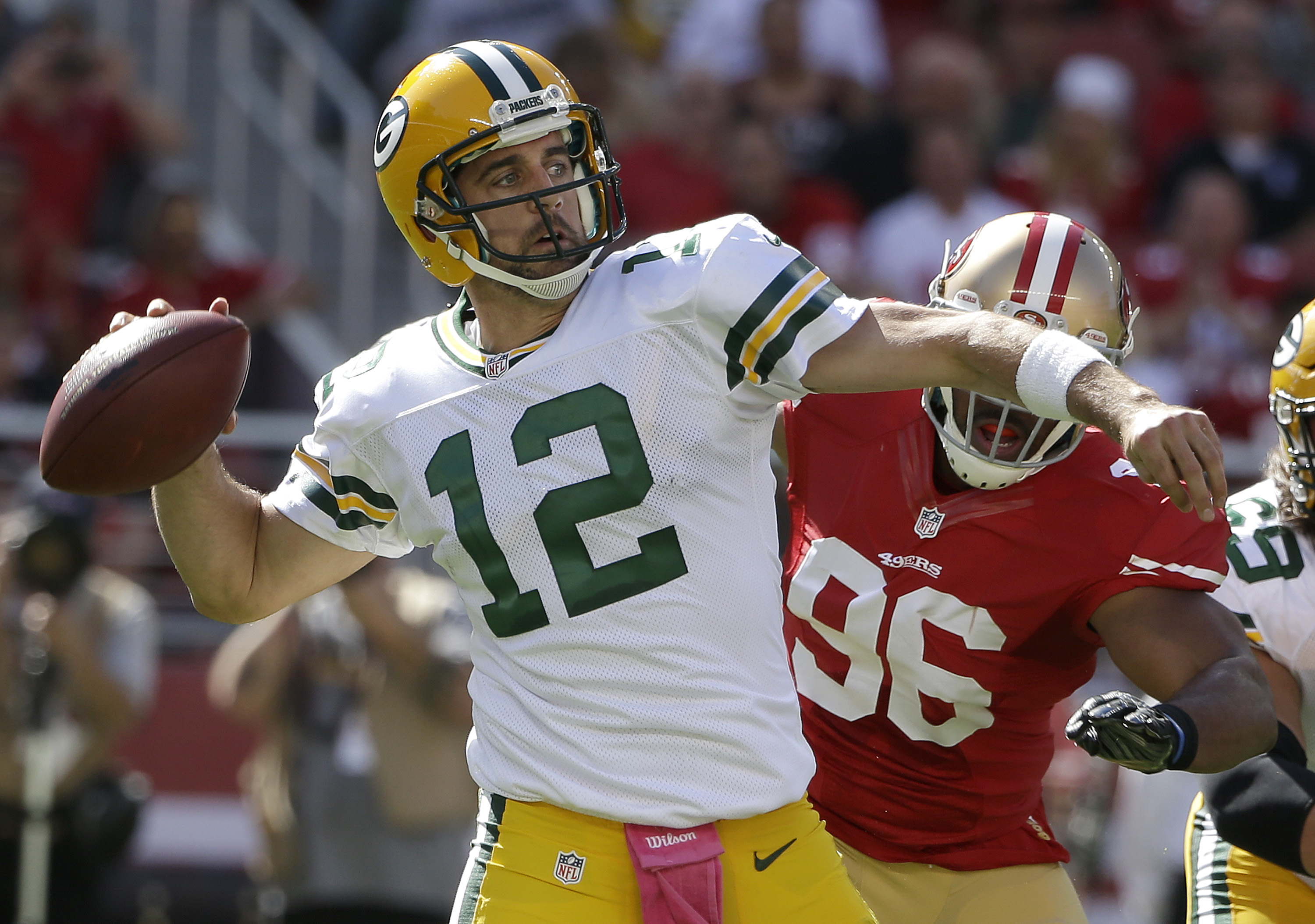 Aaron Rodgers leads Packers past 49ers with last-minute drive