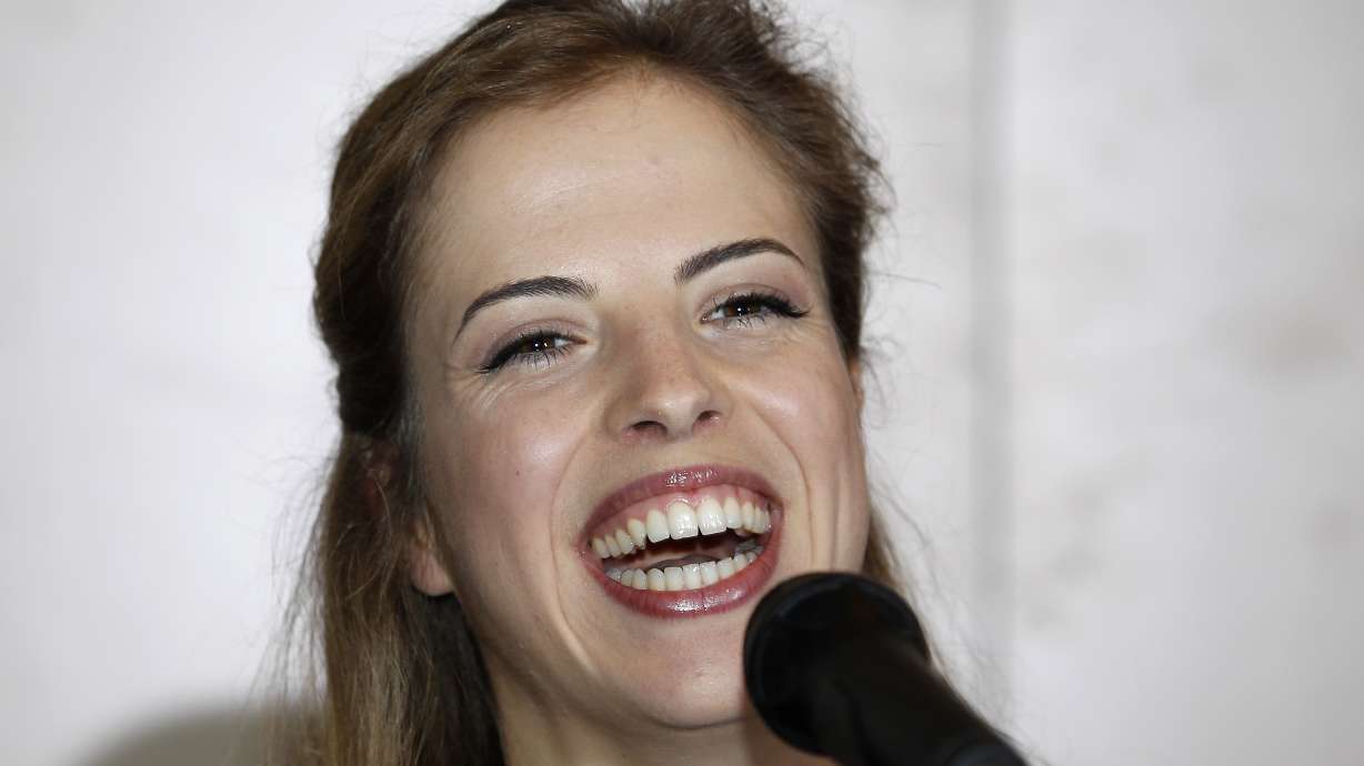 Carolina Kostner says she is ready to return to competition