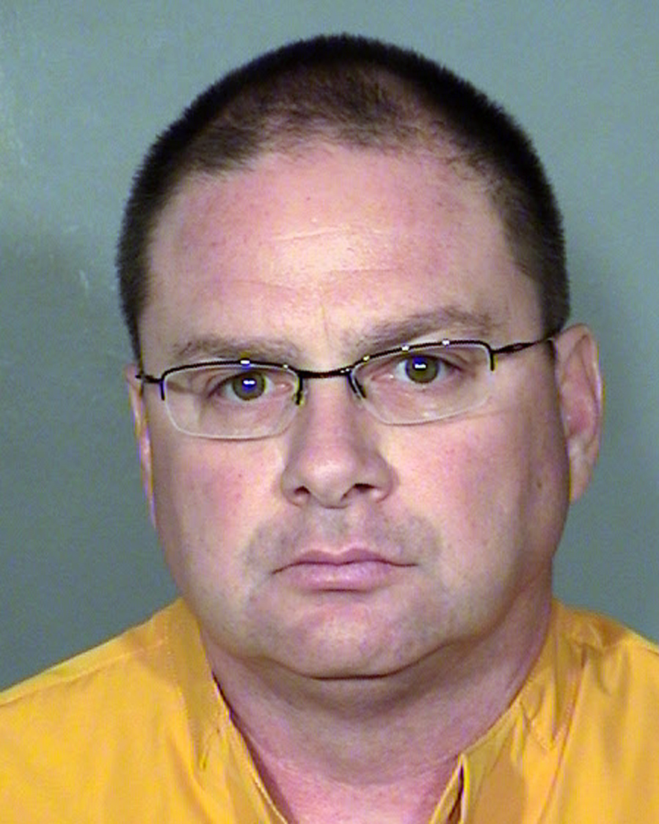 Bail set for ex-dealer, co-defendant in casino cheating case