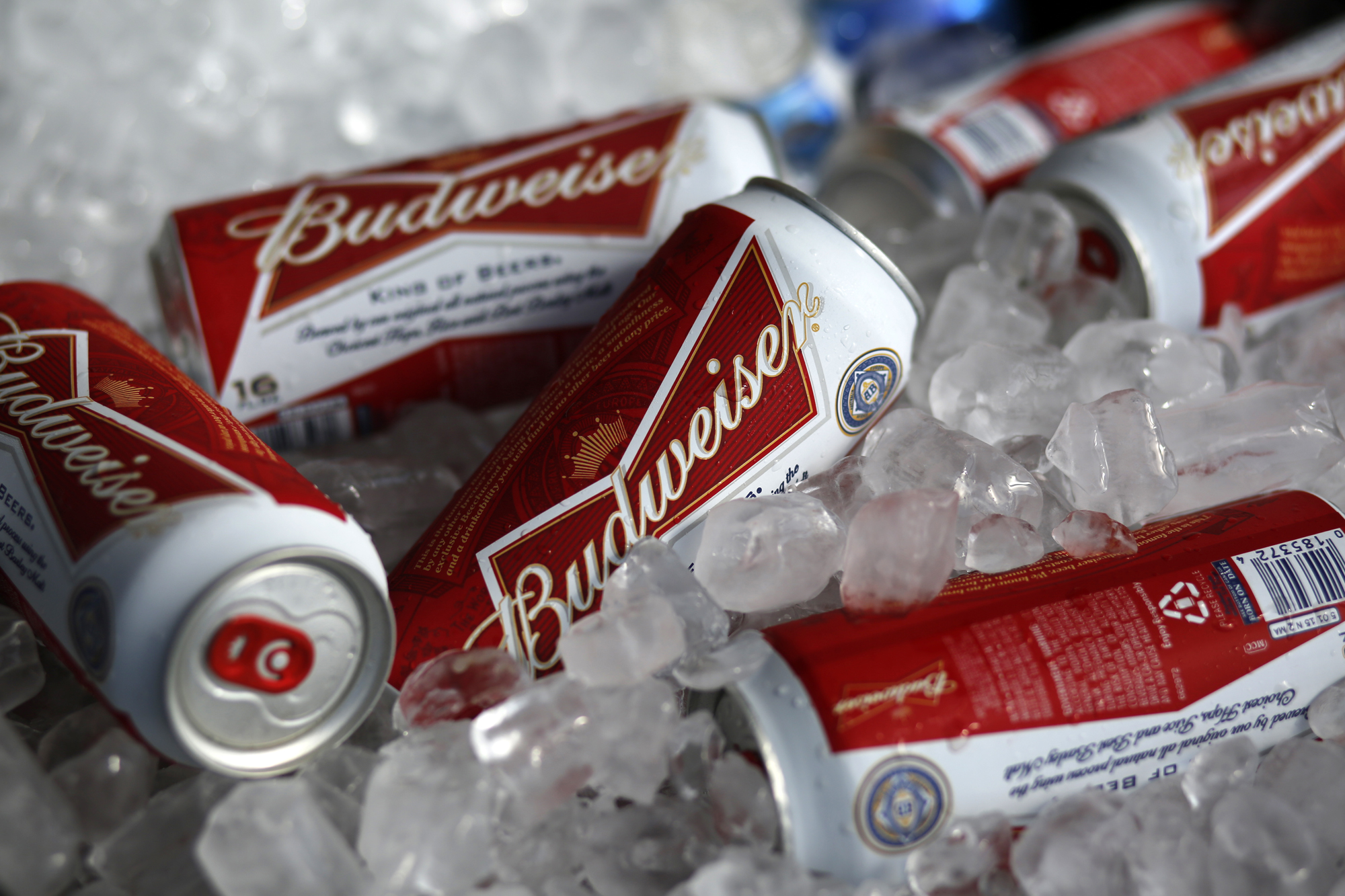 AB InBev makes merger appeal to SABMiller shareholders