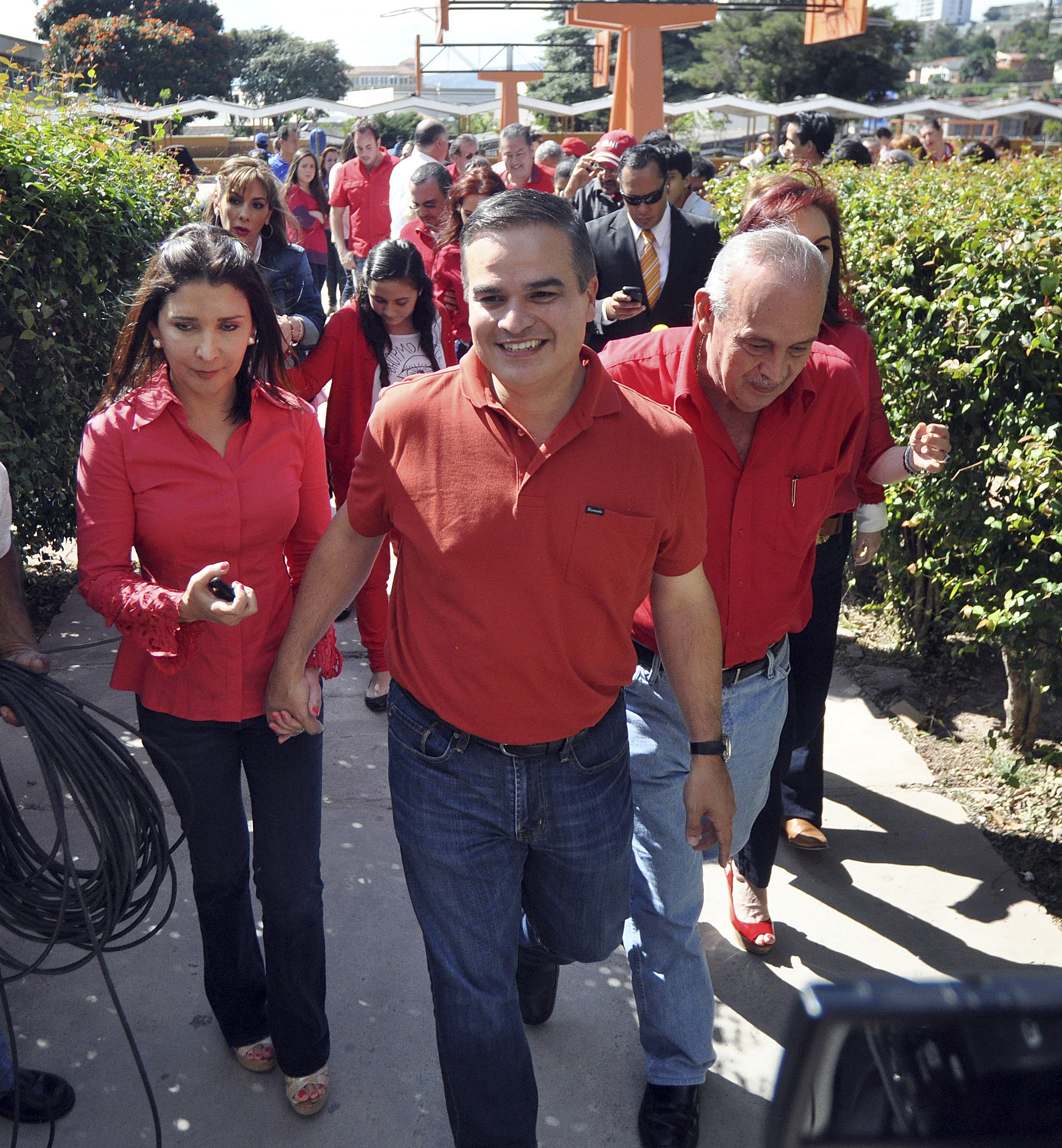 Honduras prosecutor unaware of US money laundering case