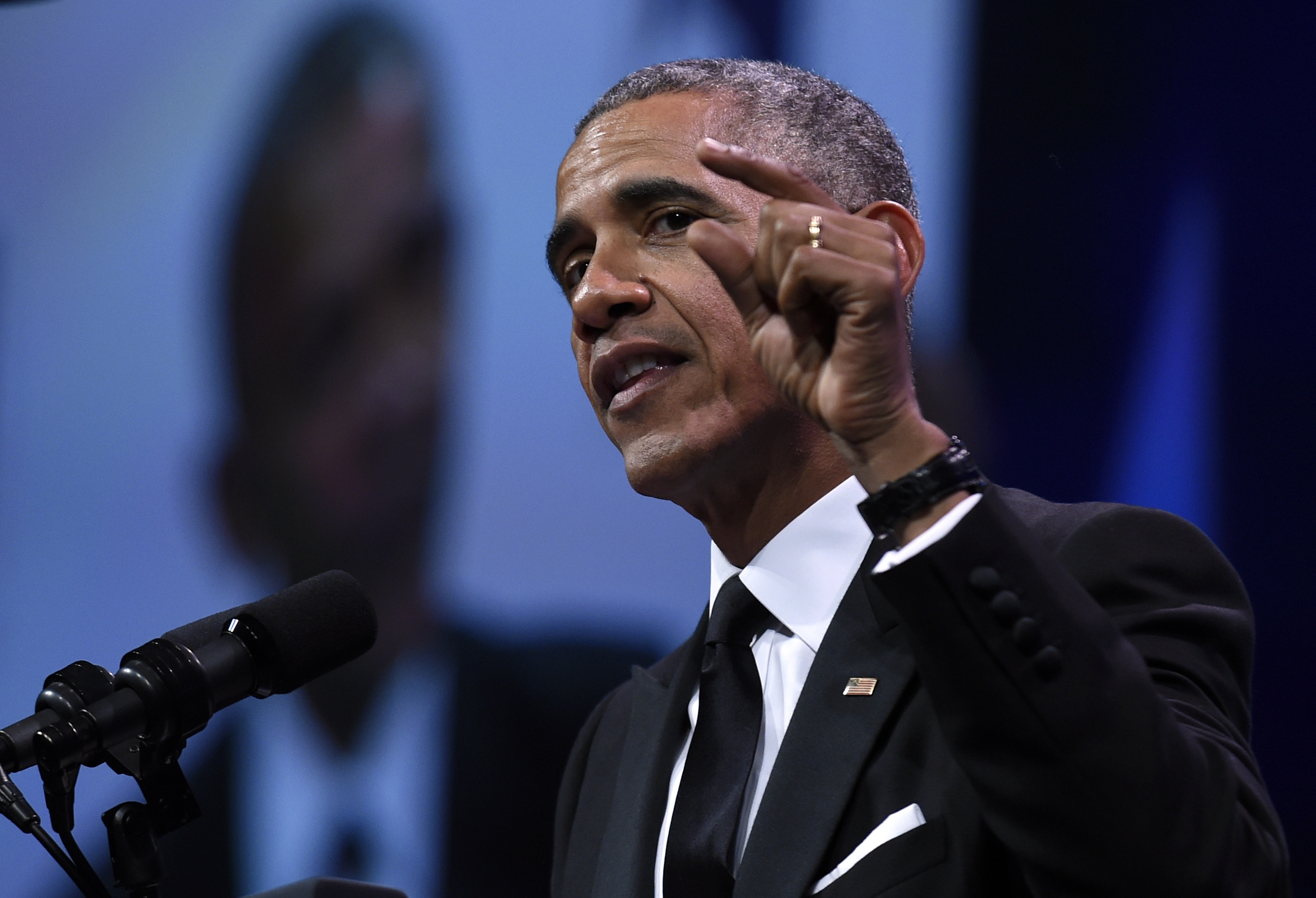 Obama touts immigration reform in speech to Hispanic leaders