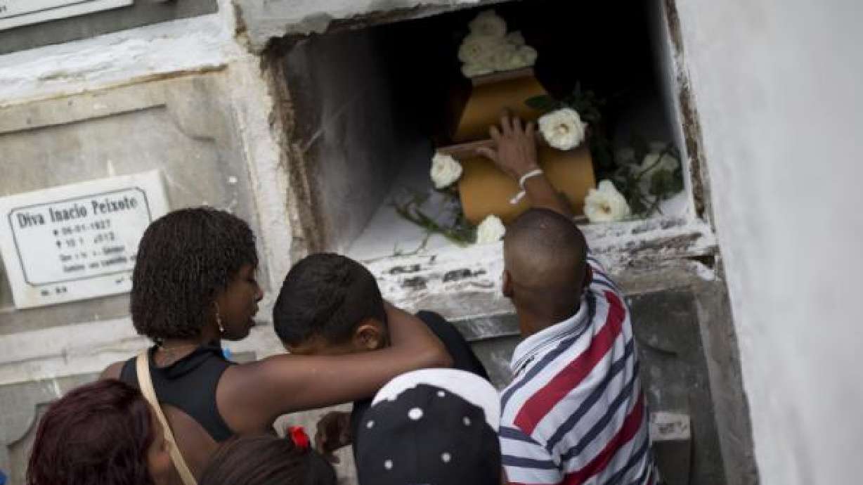 Reporte: Más de 58.000 muertes violentas en Brasil en 2014