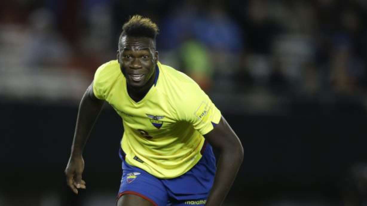 Mundial: Argentina, sin Messi, cae 2-0 ante Ecuador