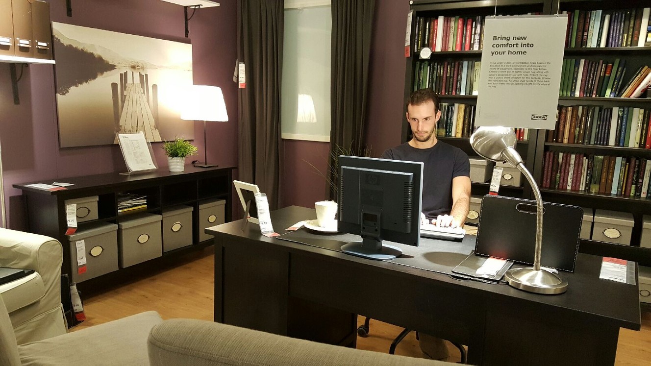 Utah men pose at IKEA for hilarious Tinder pictures