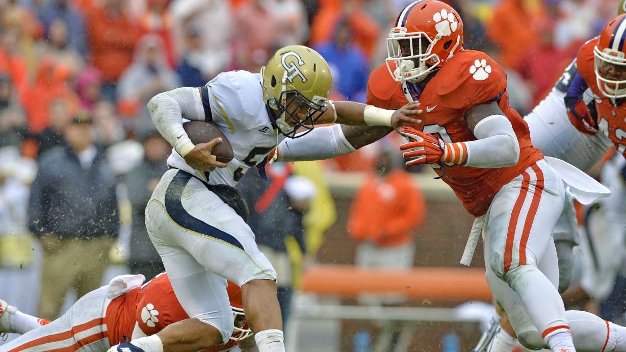 No. 6 Clemson keeps momentum in 43-24 win over Georgia Tech