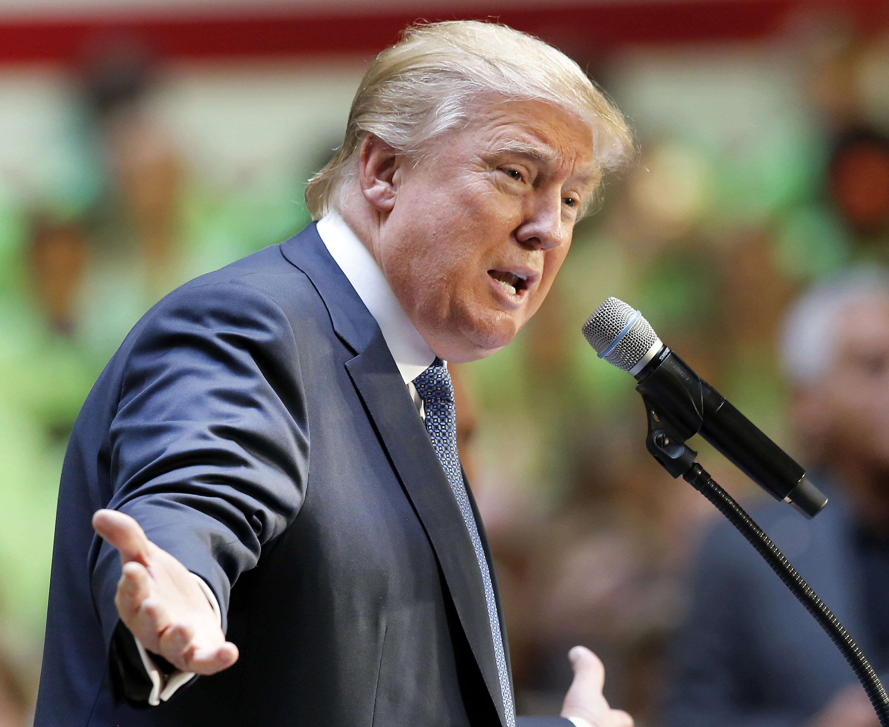 Donald Trump to host 'Saturday Night Live'