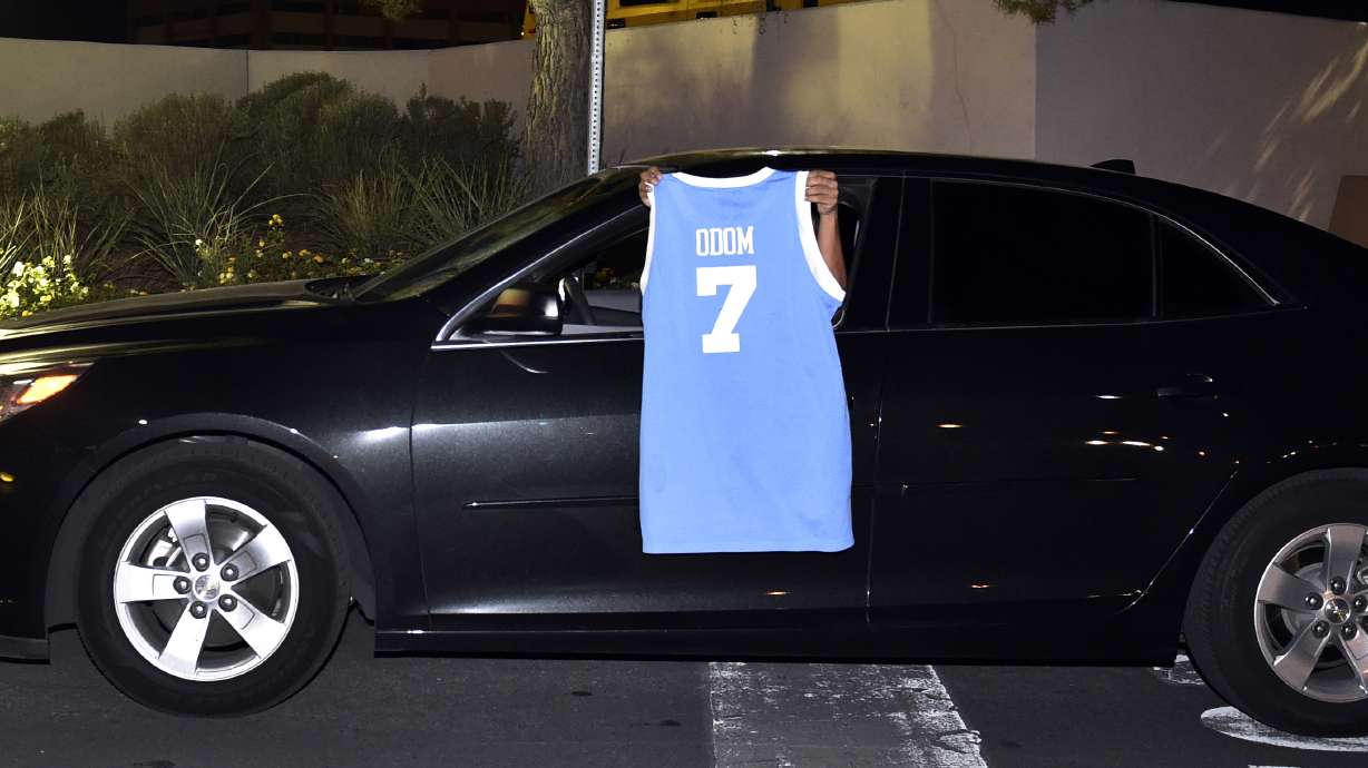 The Latest: Spokesman says Odom was on 1st visit to brothel