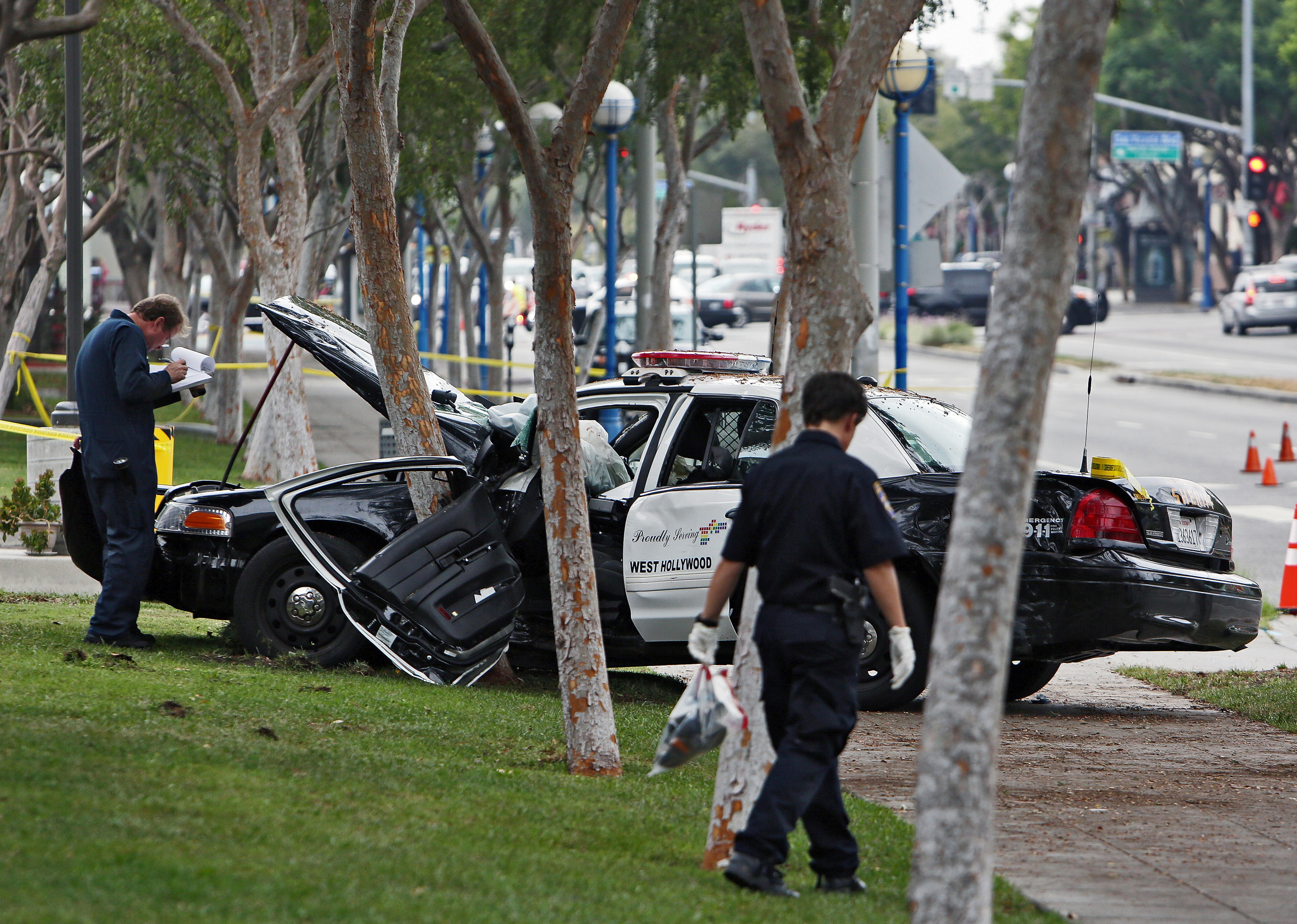 Los Angeles County patrol car crash kills pedestrian