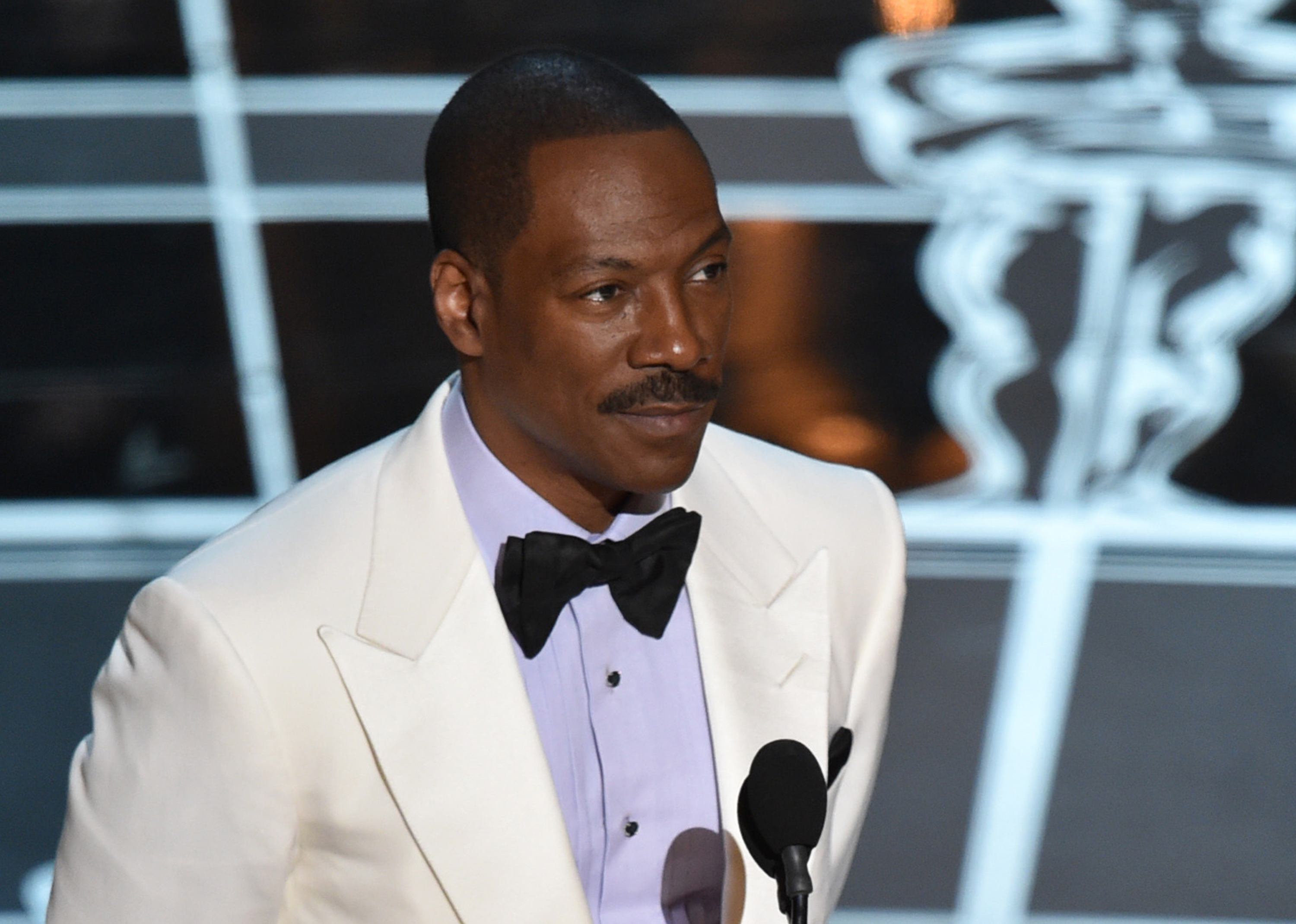 Eddie Murphy receives top US humor prize at Kennedy Center