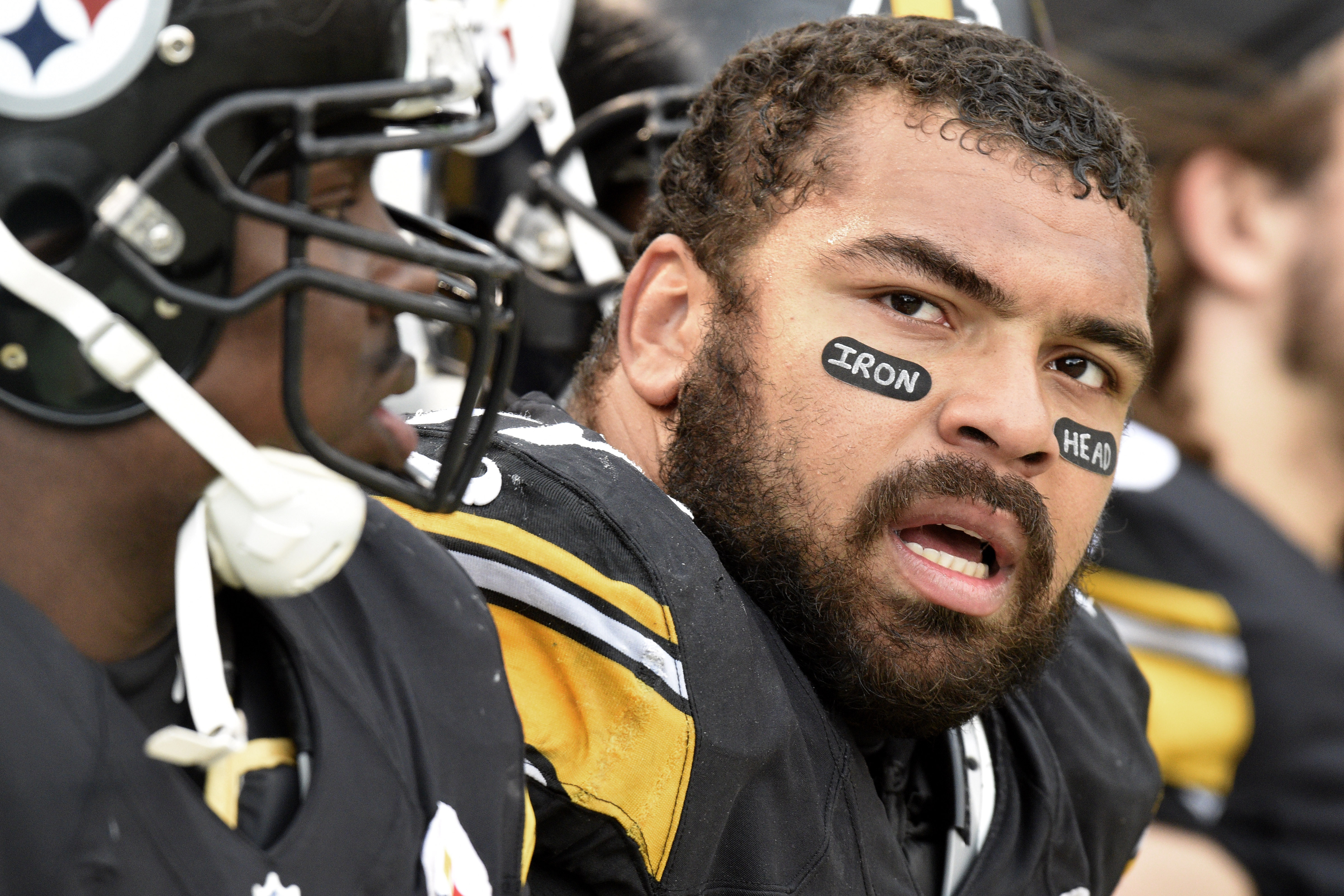 Steelers' Cam Heyward sticking with tribute to late father