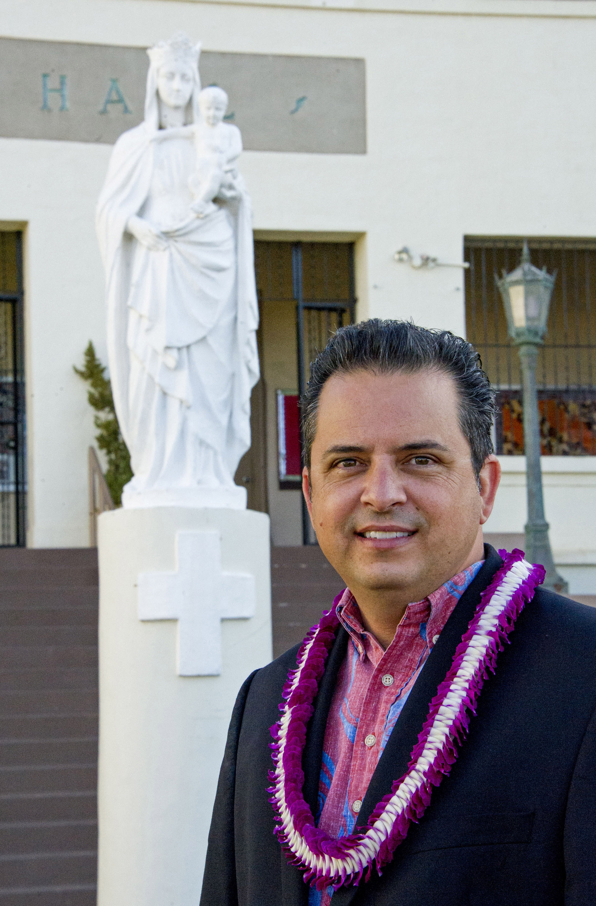 Teaching, more than fame, has been Medeiros' passion