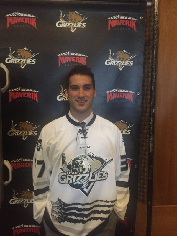 Grizzlies forward Brent Gwidt shows off the team's new slick alternate jerseys for the 2015-16 season. (Photo: Ben Dowsett)