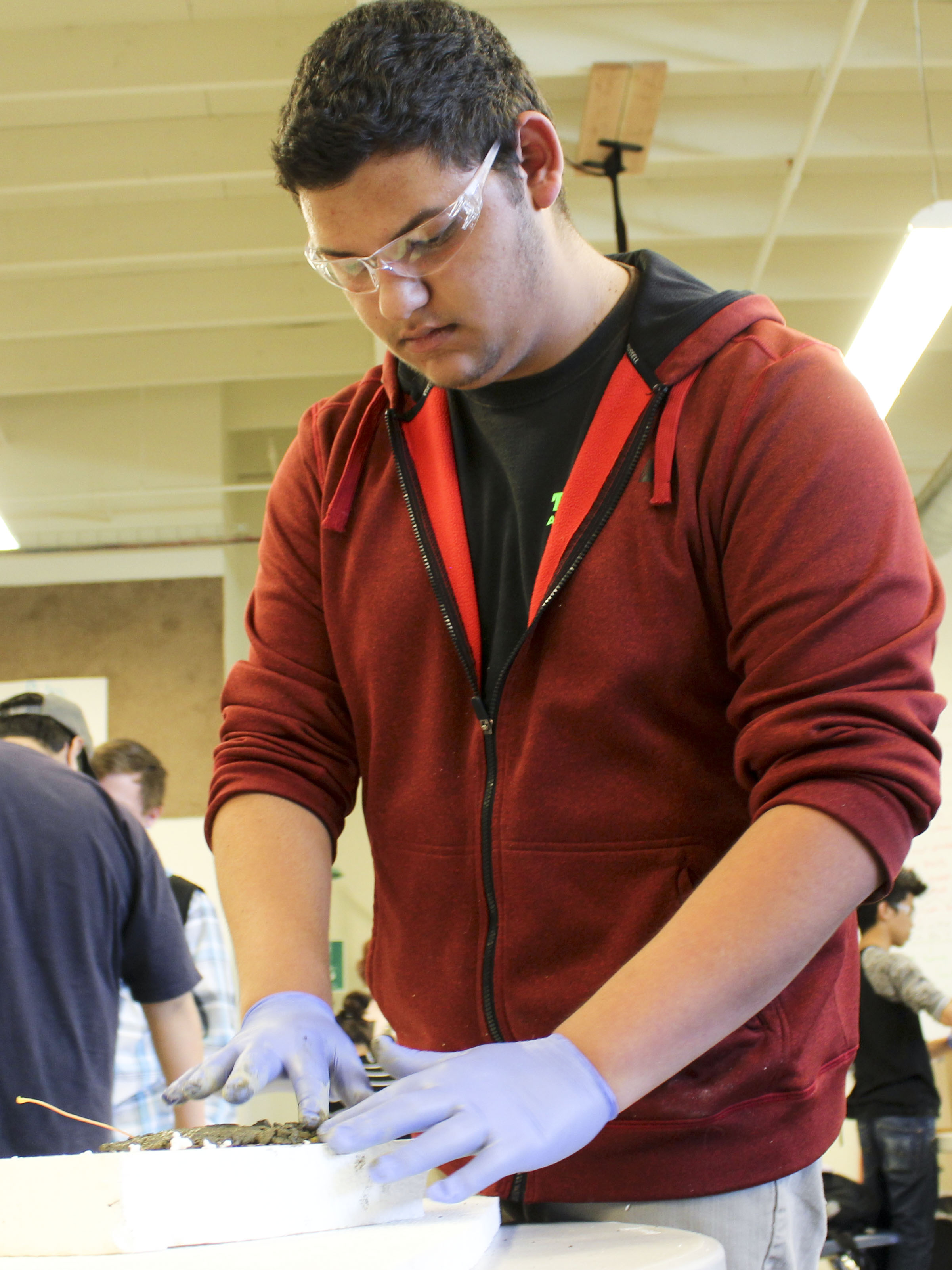 Concrete learning at project-based school