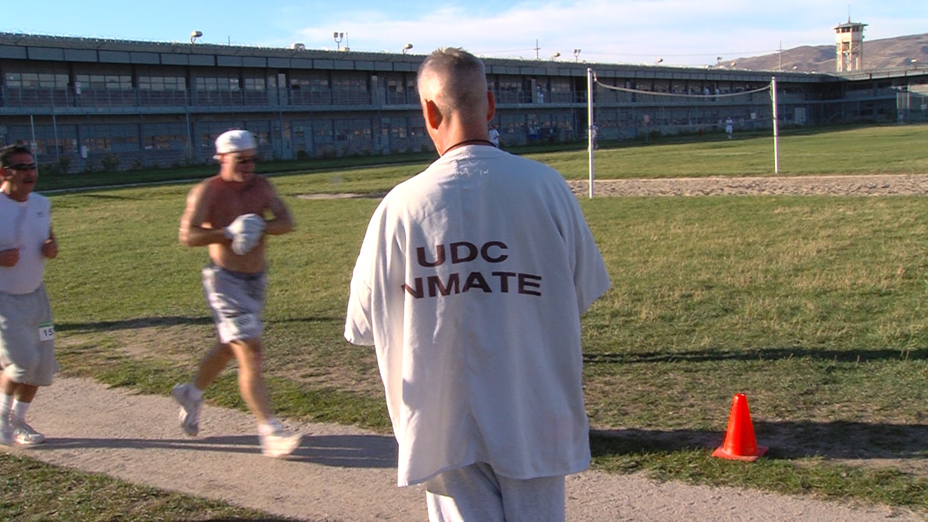 Inmates take 110 laps around track during Utah State Prison marathon