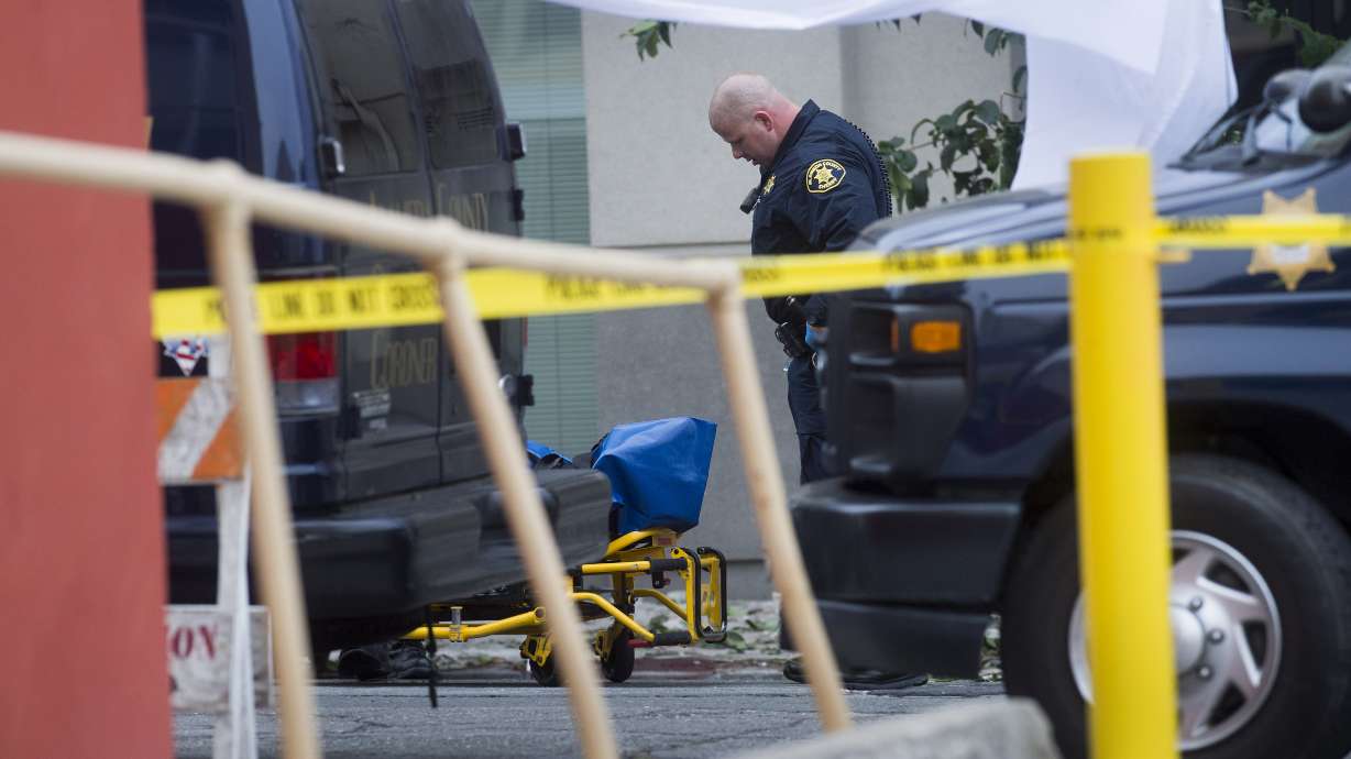 Irish leader visits California to honor balcony victims