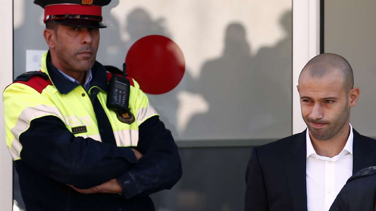 Javier Mascherano admits to unpaid taxes in Spain