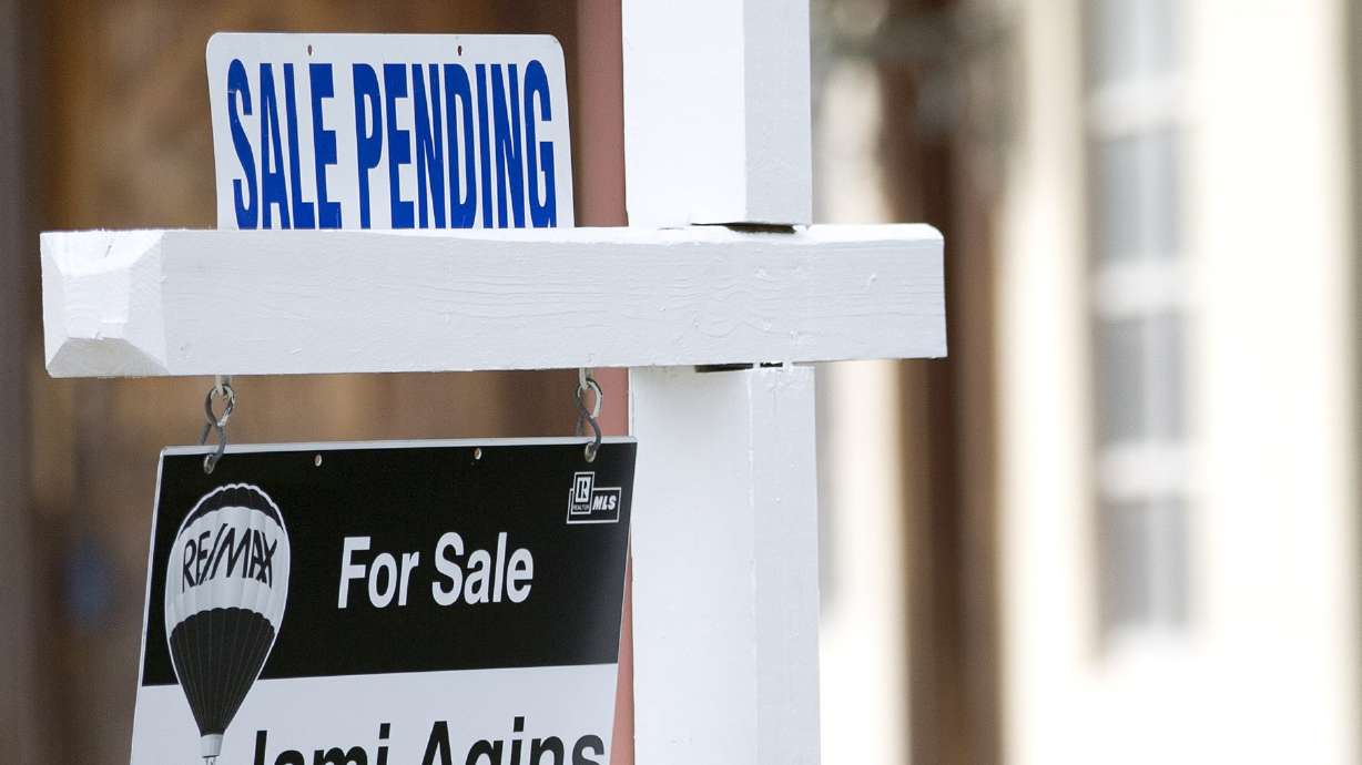 Fewer Americans signed contracts to buy homes in September