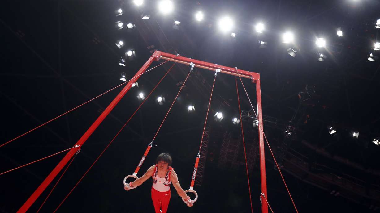 Japan's Kohei Uchimura soars to 6th world gymnastics title