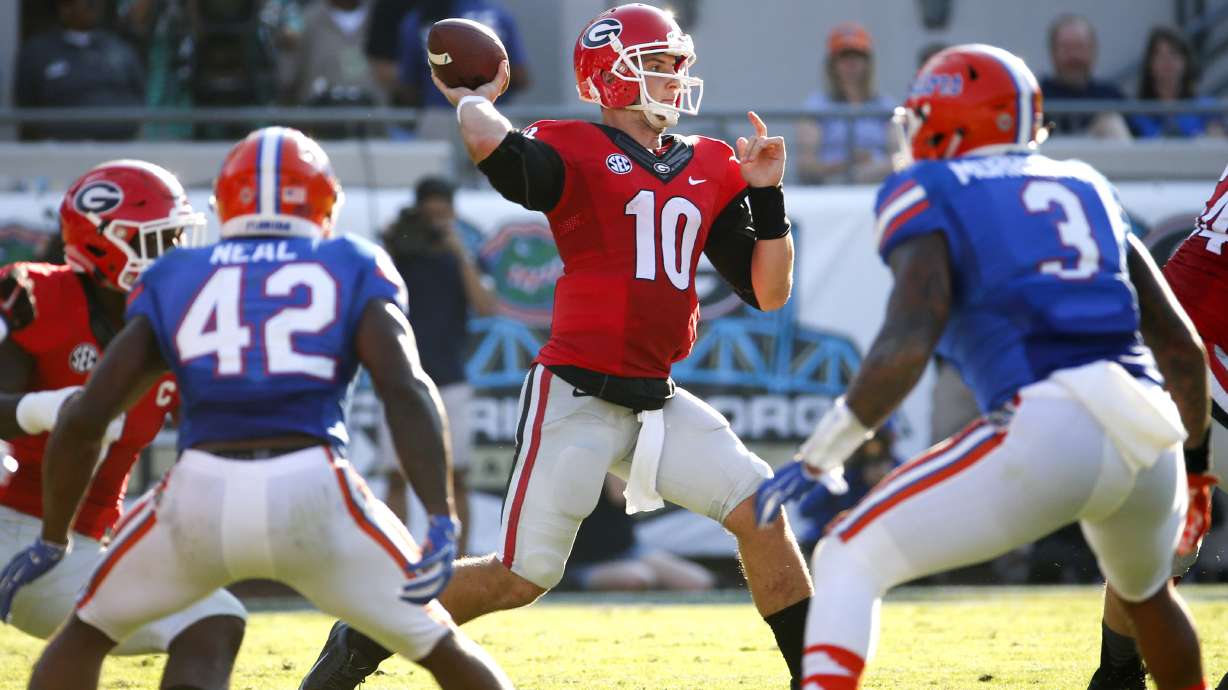 Georgia's Richt to again look at 'all possibilities' at QB