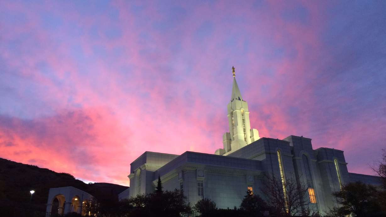 Utahns capture the early sunsets, sunrises in user-submitted pics
