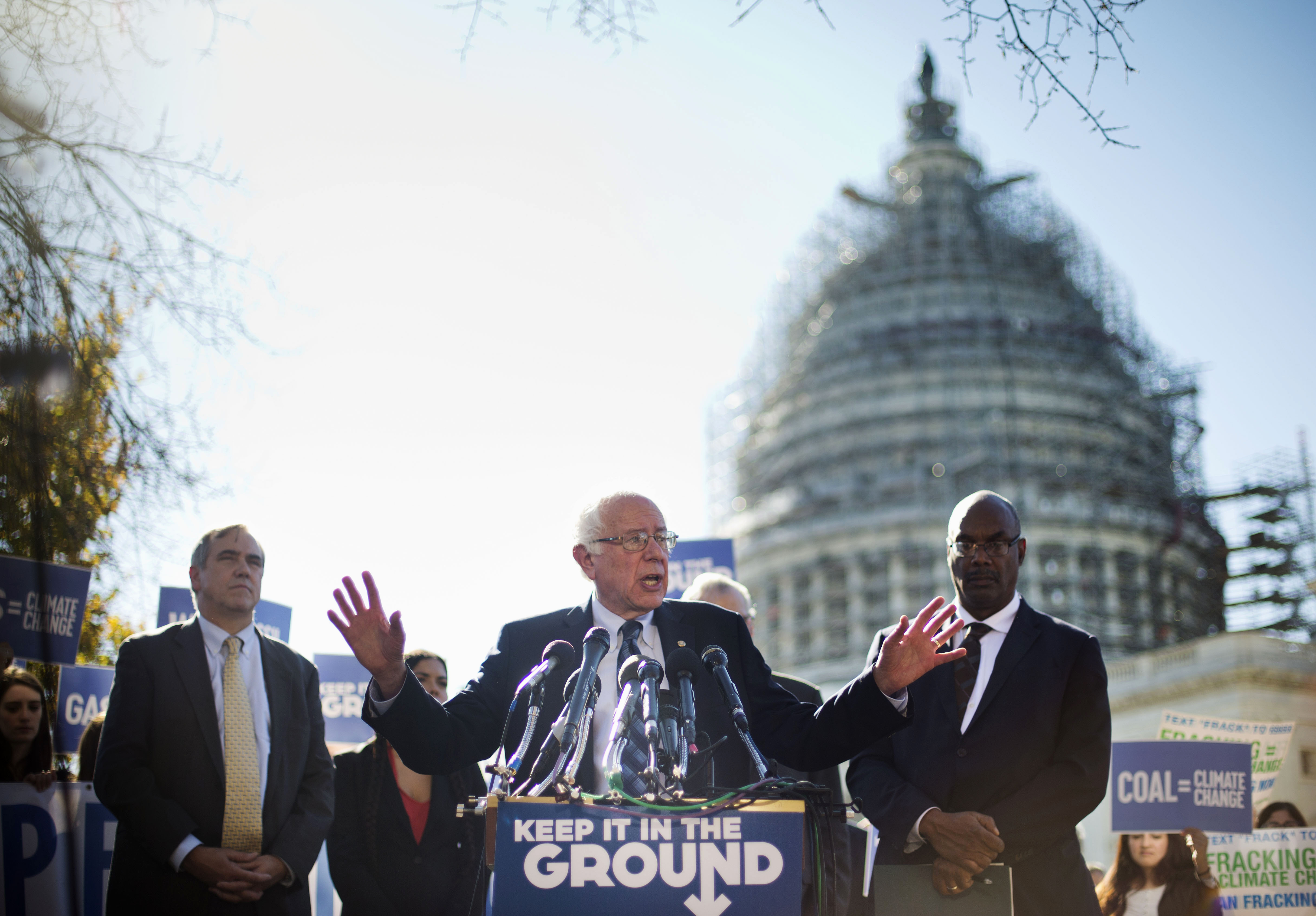 Sanders says Obama should reject Keystone XL pipeline now