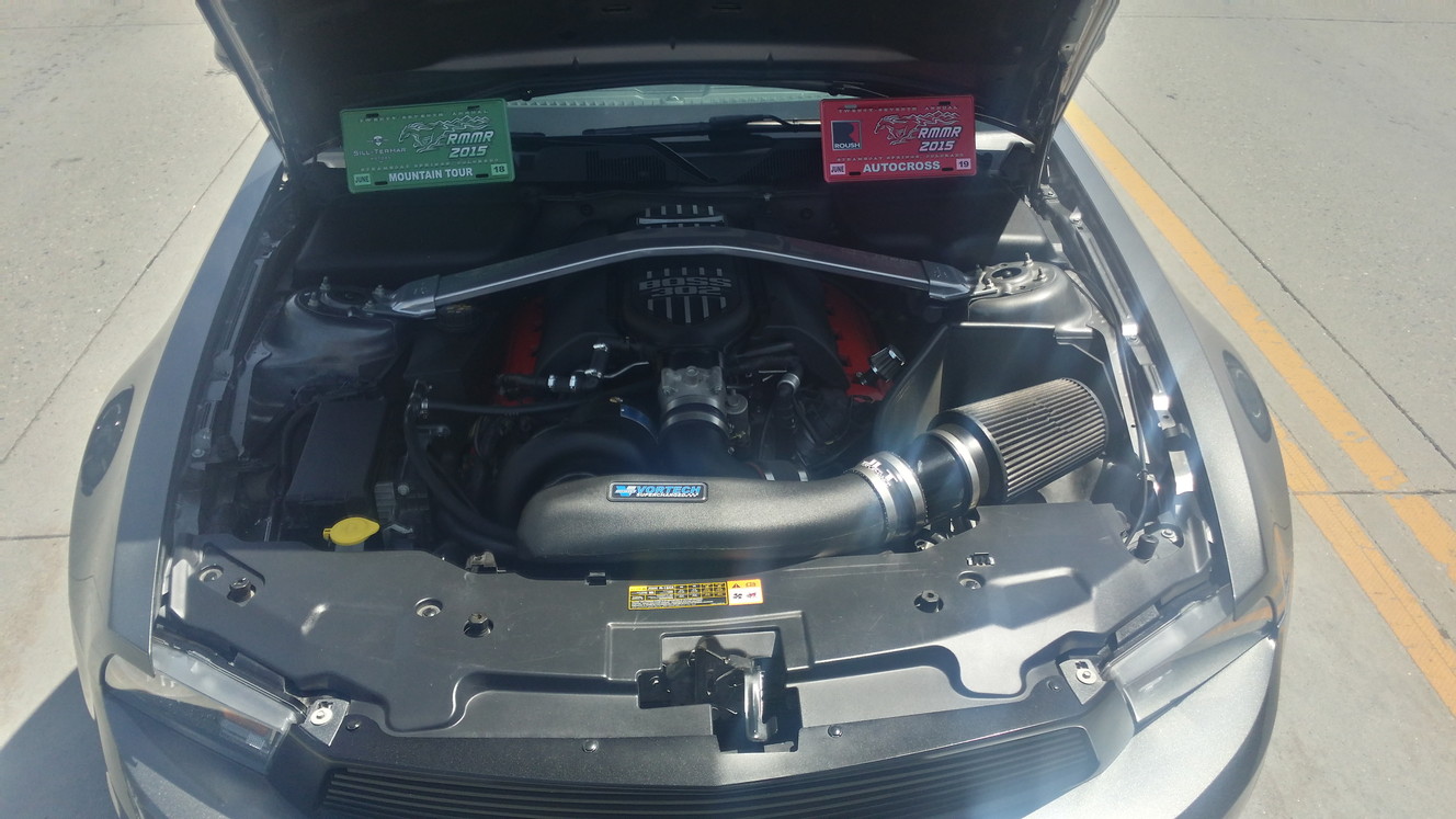 A shot of the snail that feeds Williams' 5.0 Mustang. (Photo: Chase Christensen)