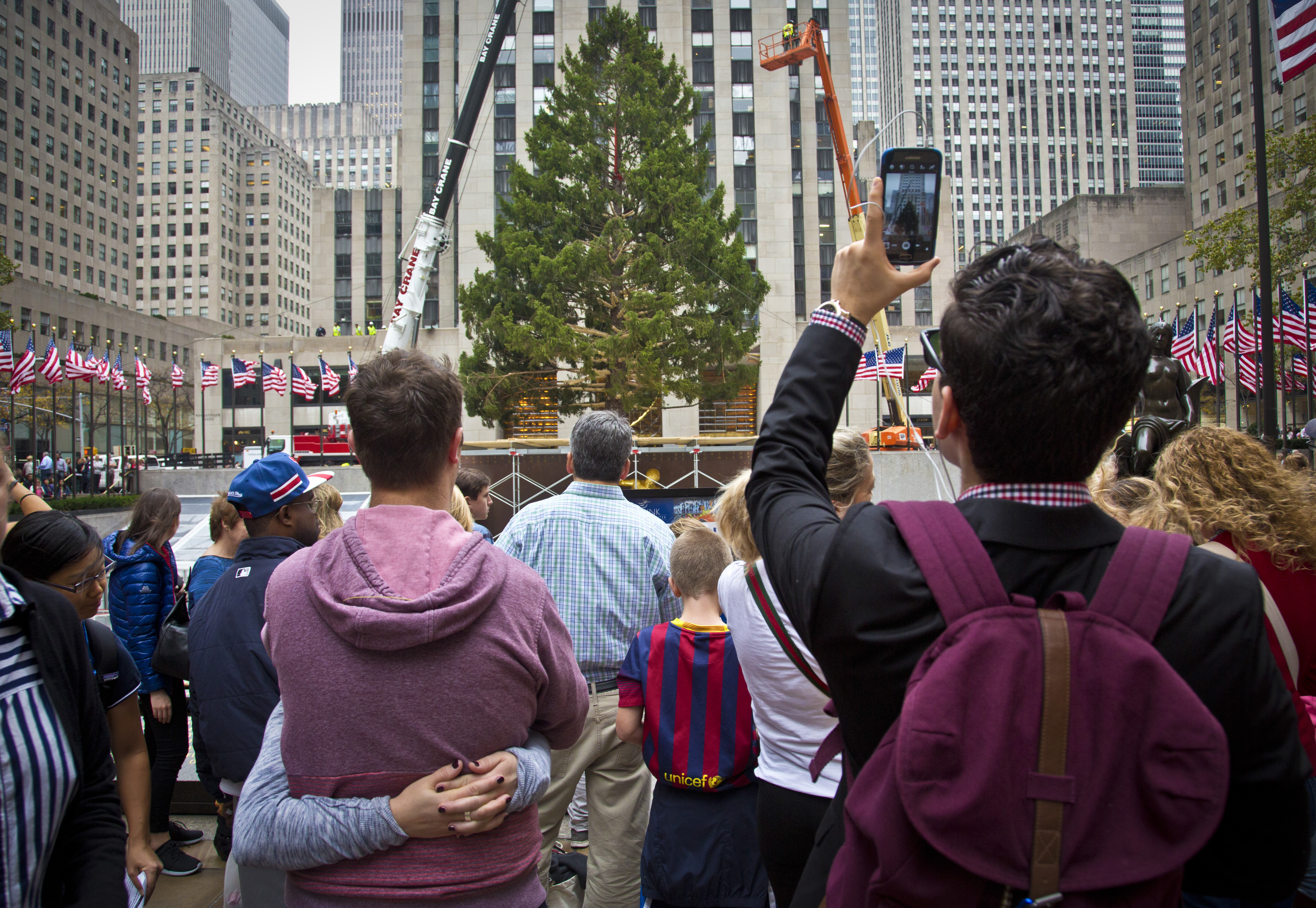 78-foot tree hoisted into place at Rockefeller Center